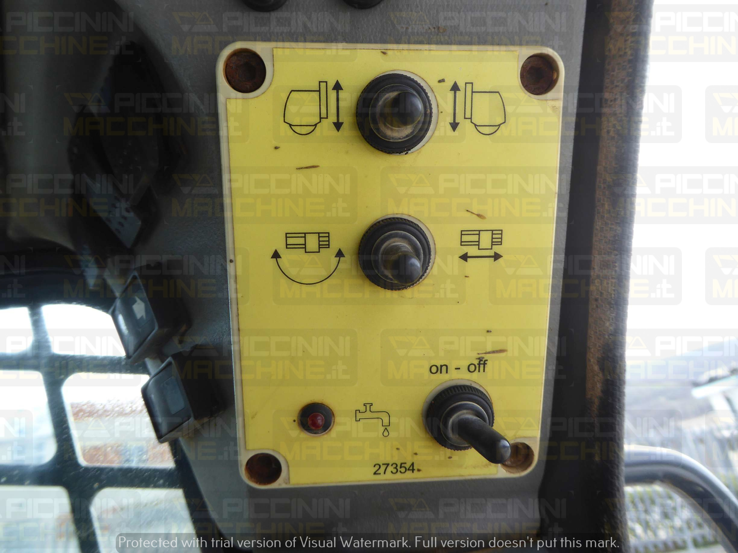 Minipala gommata Gehl R190 HF in vendita - foto 12