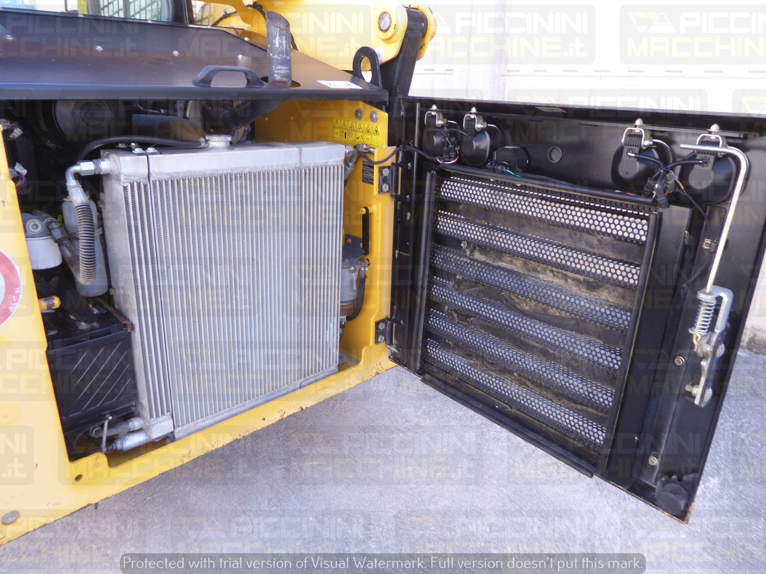 Minipala gommata Gehl V270 HF in vendita - foto 14