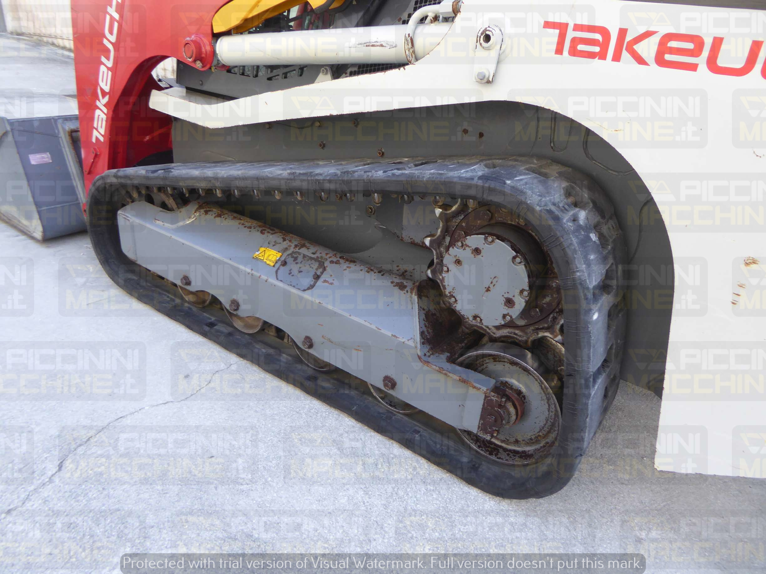 Pala cingolata Takeuchi TL6R in vendita - foto 11