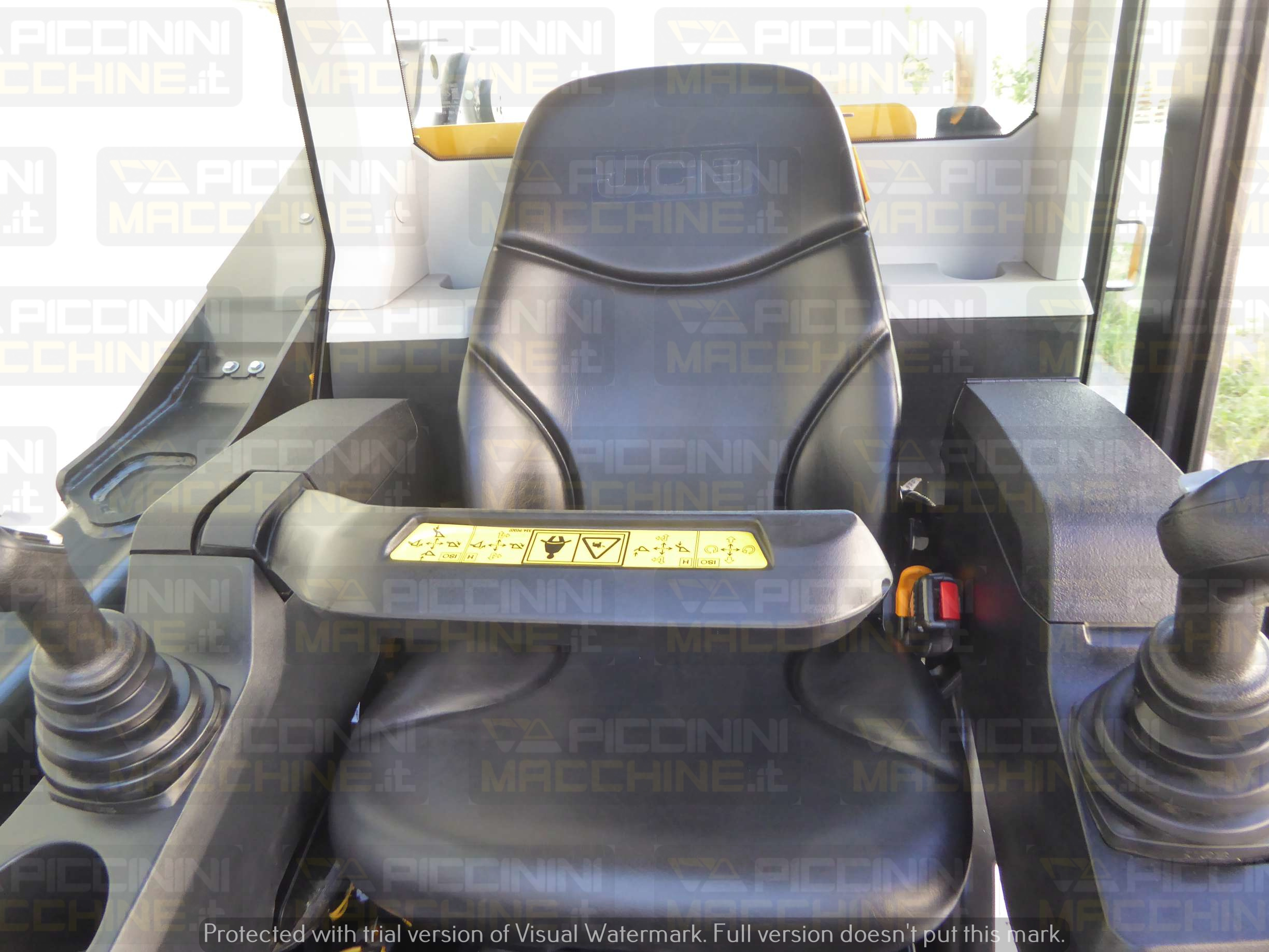 Minipala gommata JCB 270 HF in vendita - foto 10