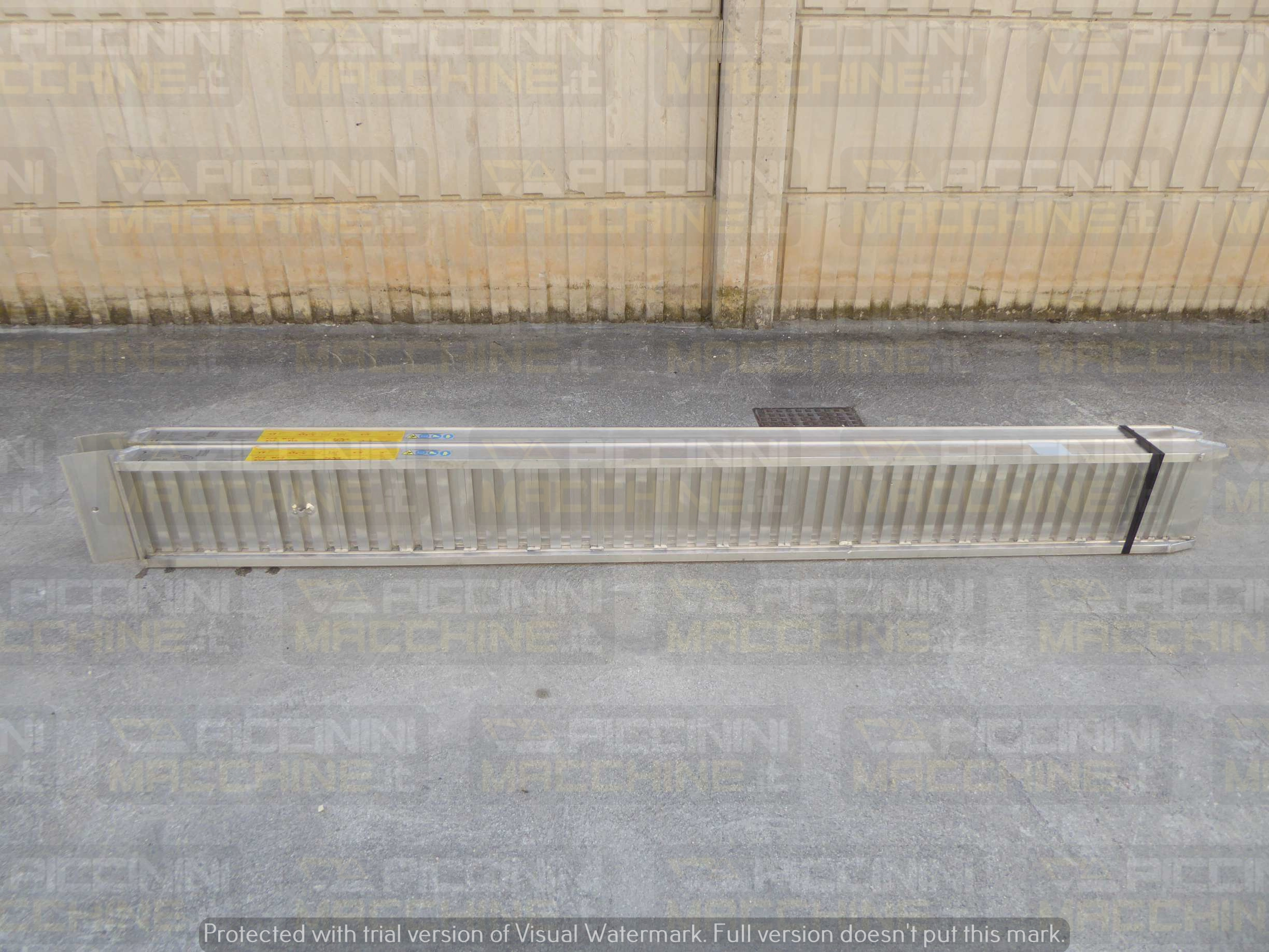 Rampe di carico CLM modello 100.35 in vendita - foto 1