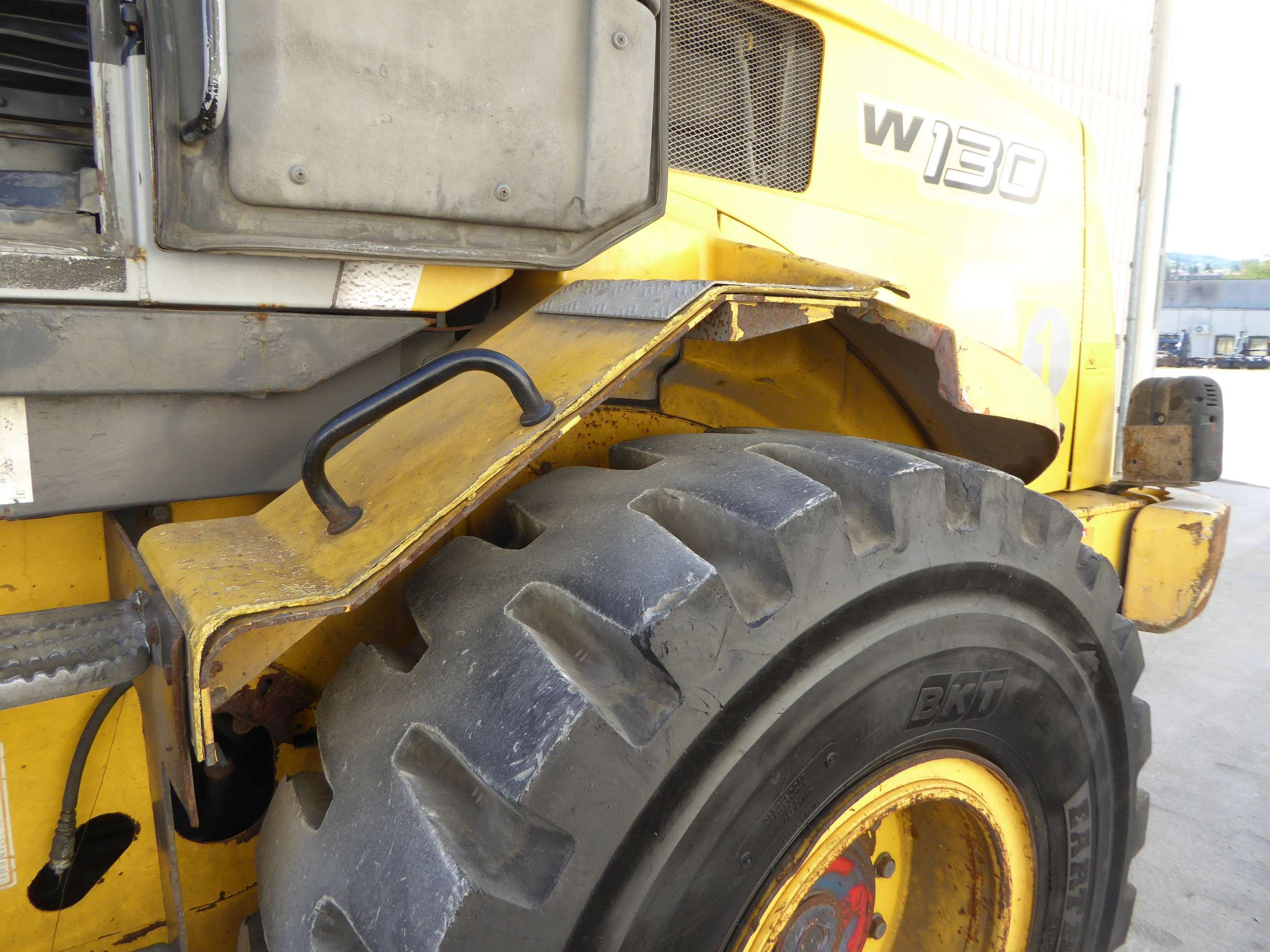 Pala gommata New Holland W130 in vendita - foto 7