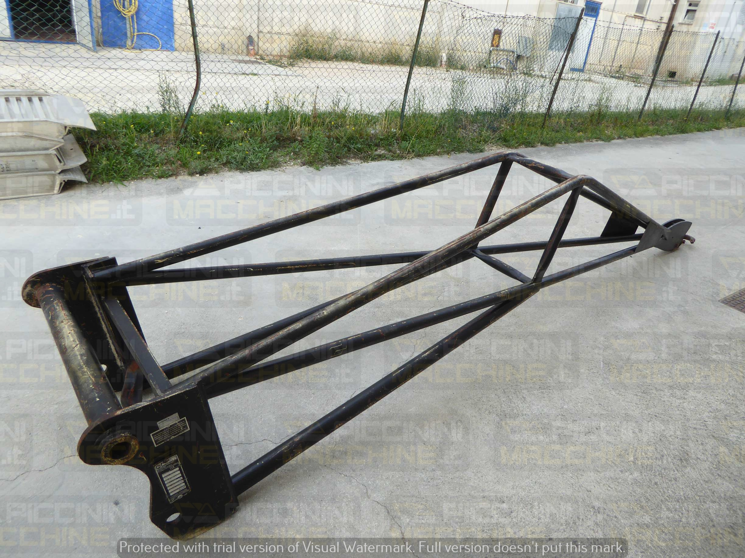 Falcone fisso Manitou P600 in vendita - foto 2