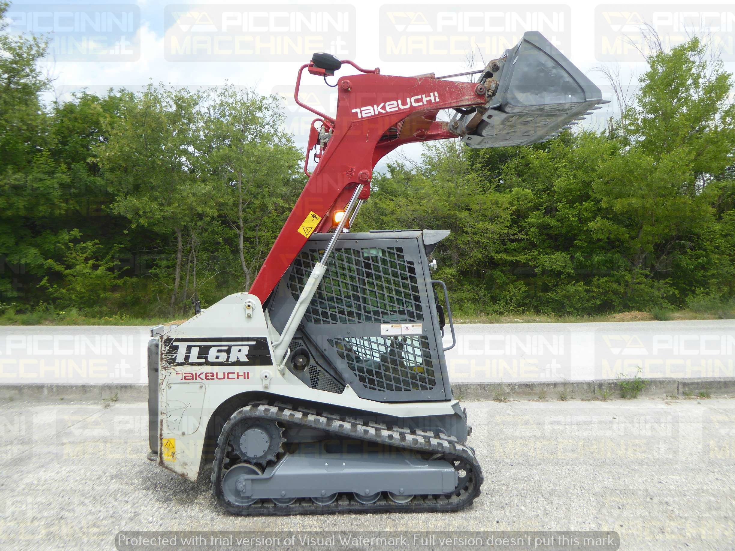 Pala cingolata Takeuchi TL6R in vendita - foto 4