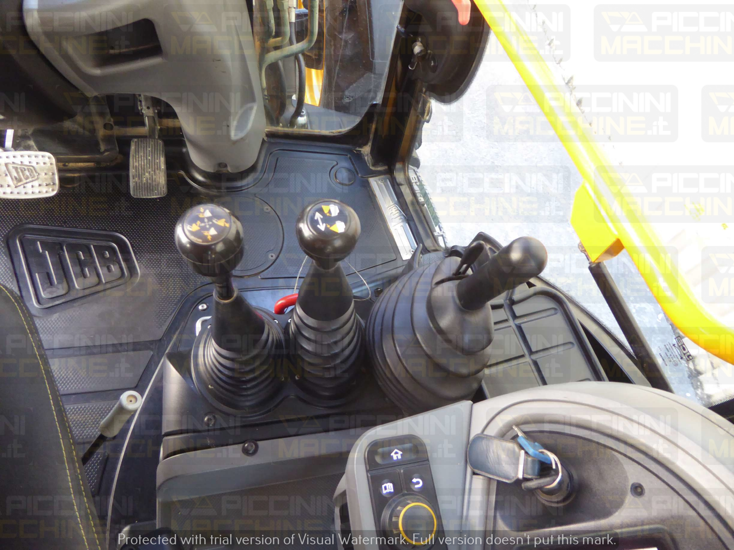 Terna rigida JCB 4CX PRO in vendita - foto 13
