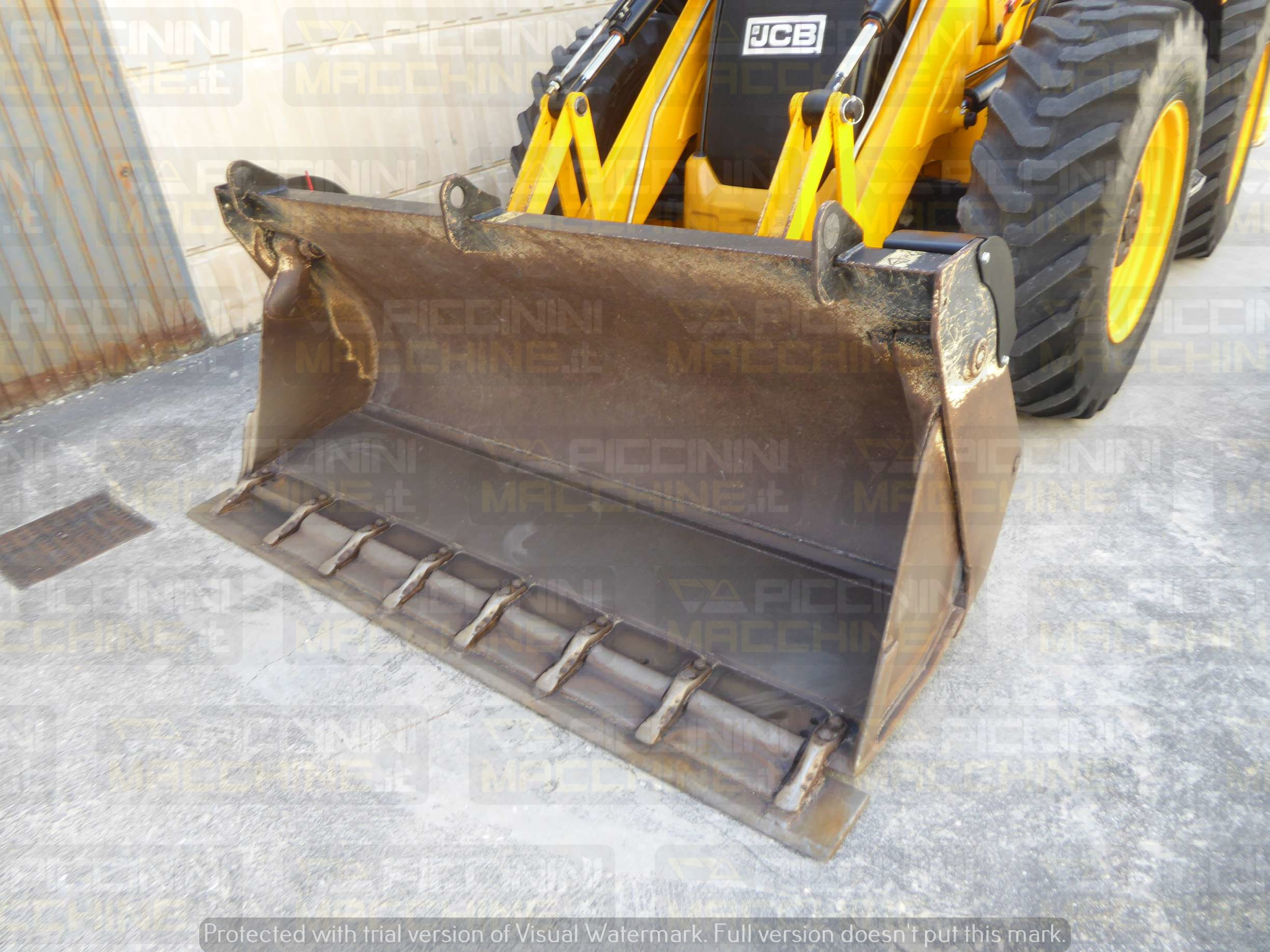 Terna rigida JCB 4CX PRO in vendita - foto 7