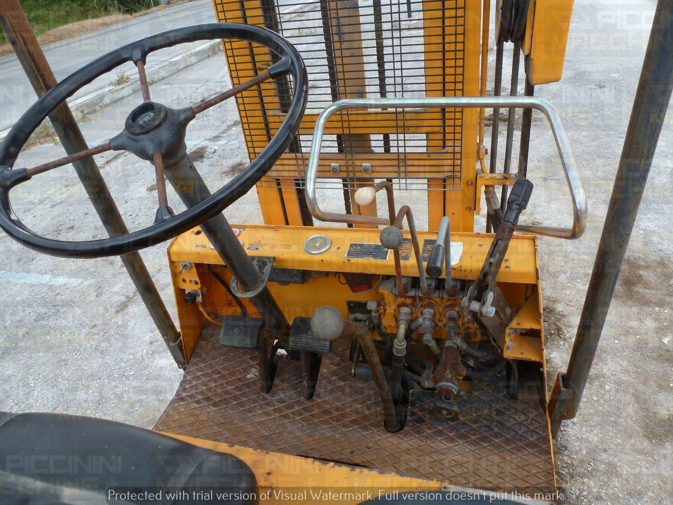 Carrello elevatore a gas OM BM10 in vendita - foto 8