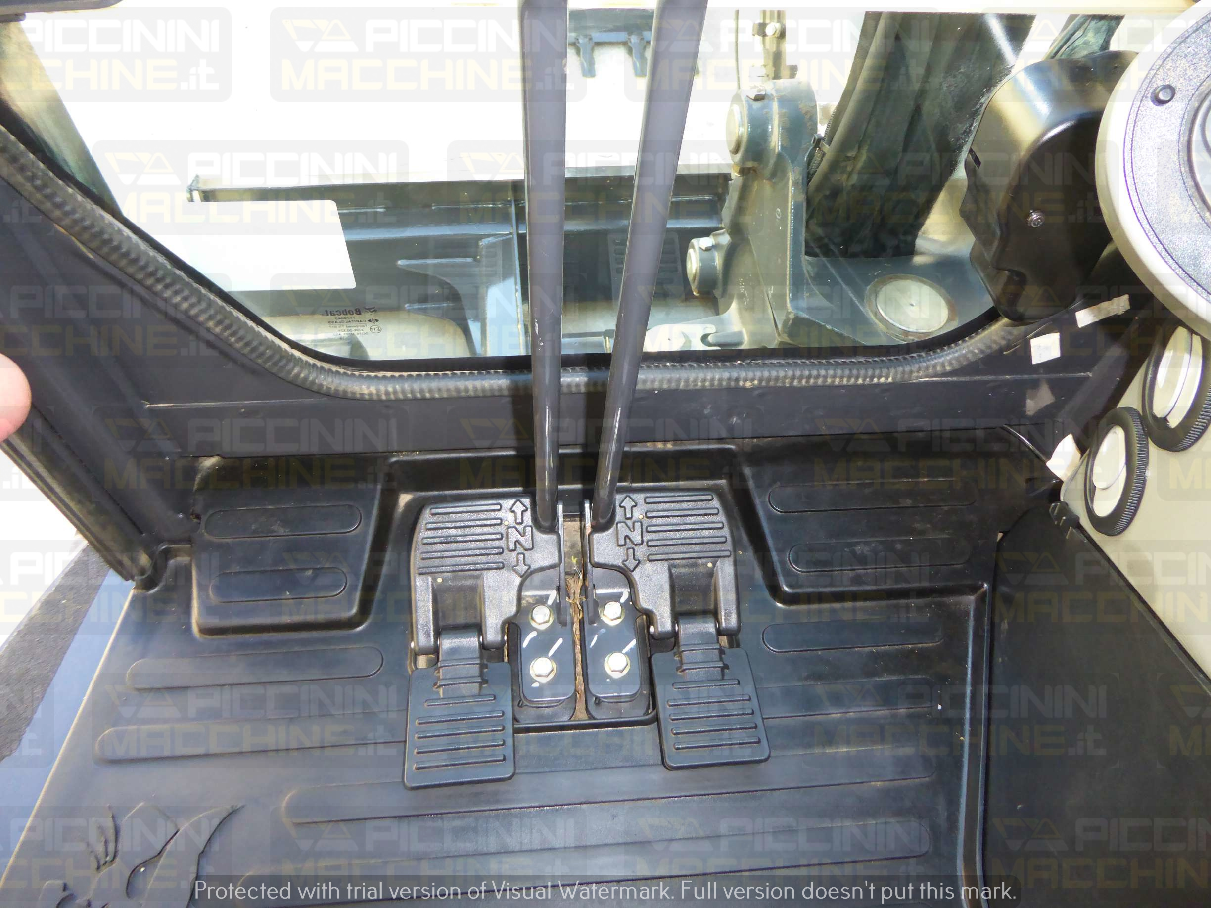 Miniescavatore Bobcat E55 in vendita - foto 13