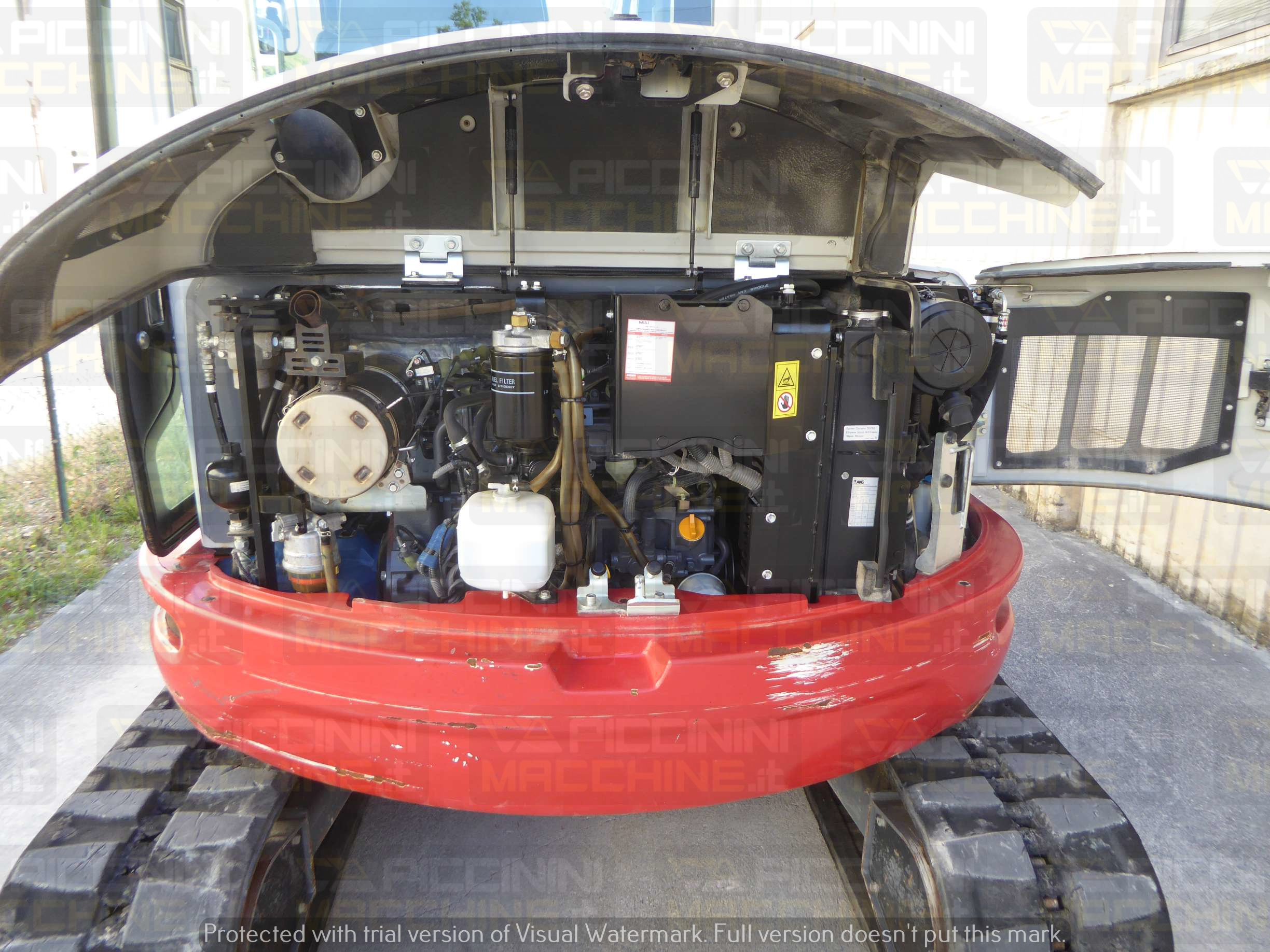 Escavatore cingolato Takeuchi TB257FR in vendita - foto 16