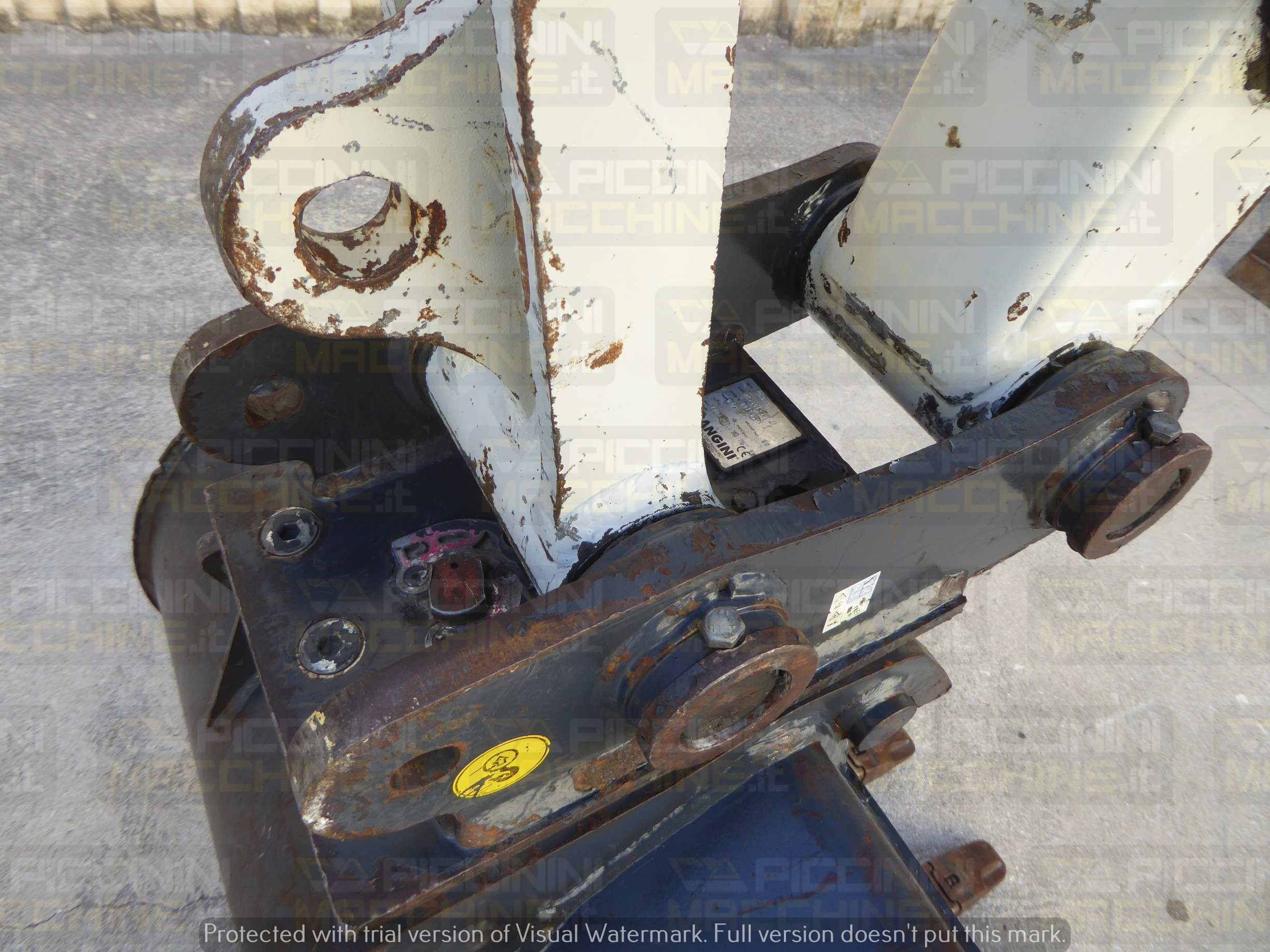 Escavatore cingolato Takeuchi TB257FR in vendita - foto 7