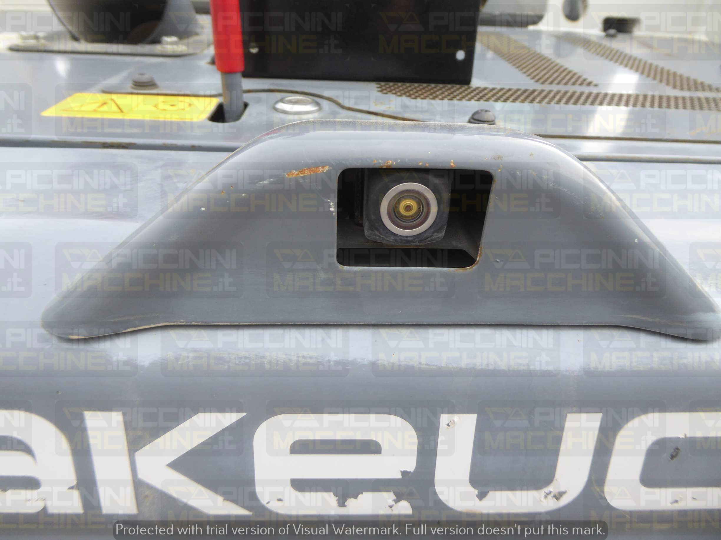 Pala cingolata Takeuchi TL8R-2 in vendita - foto 7