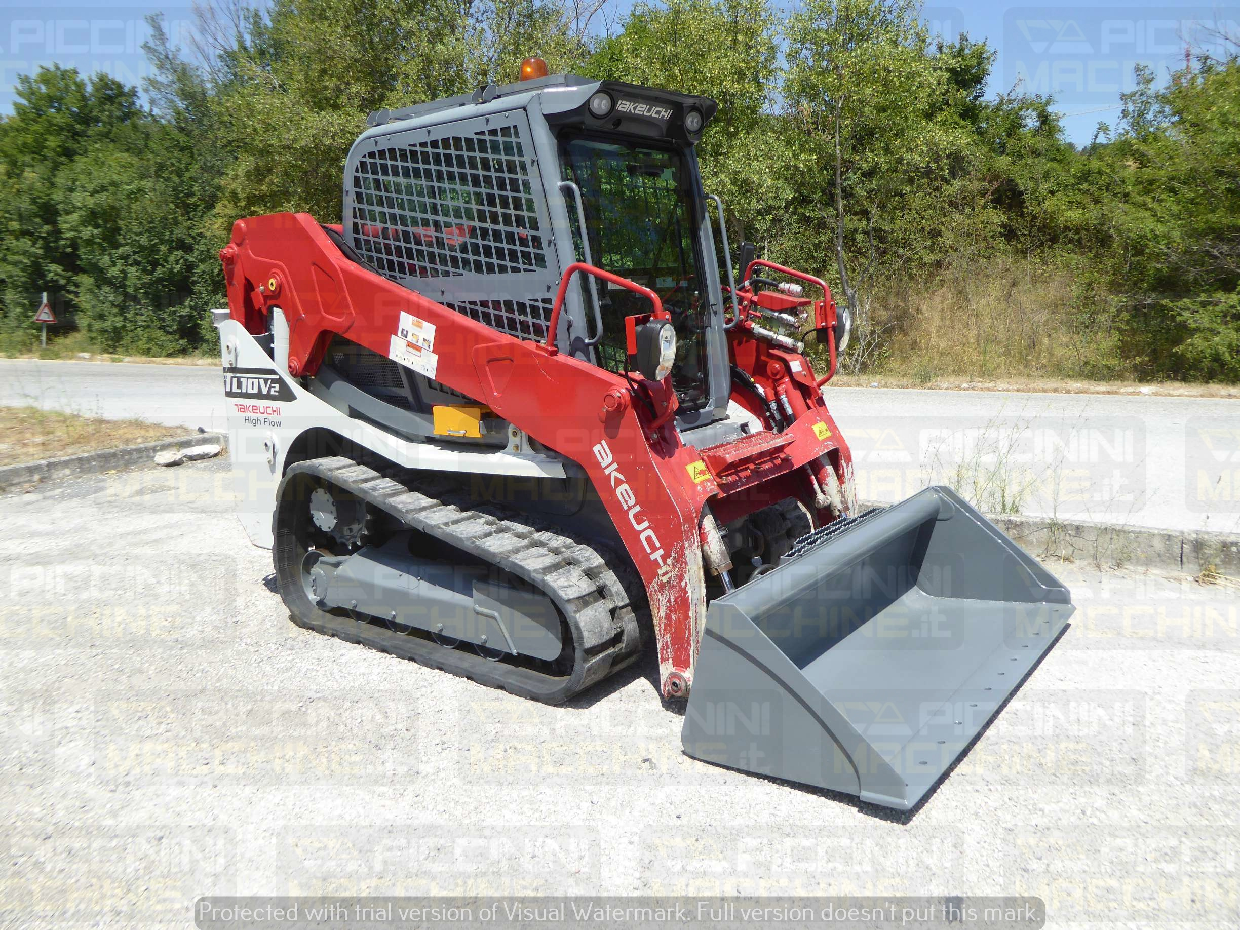 Pala cingolata Takeuchi TL10V2 in vendita - foto 3