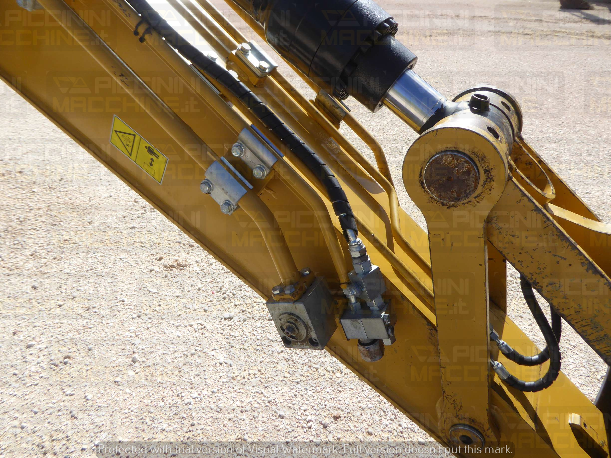 Escavatore cingolato Caterpillar 313FL in vendita - foto 7