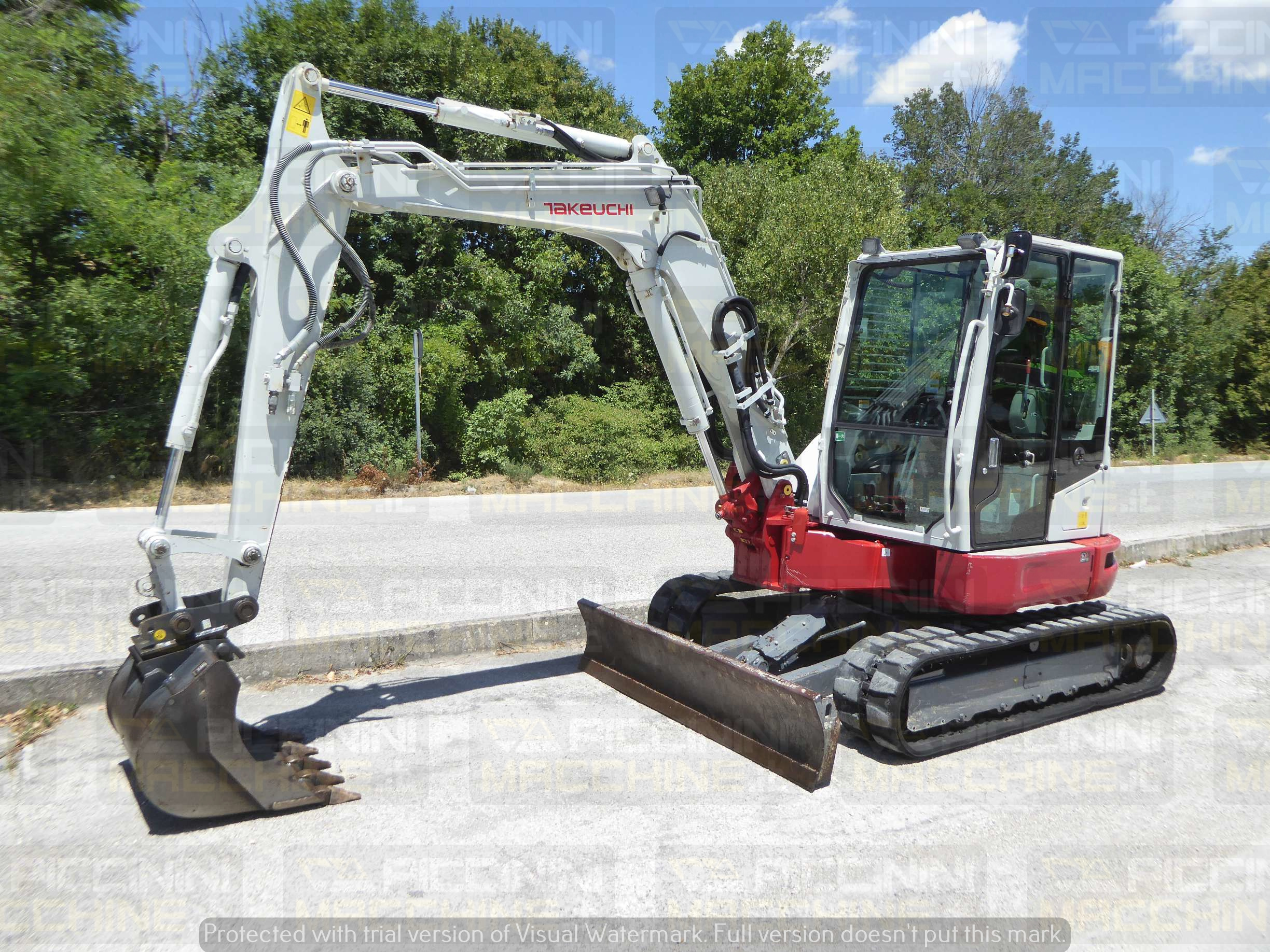 Escavatore cingolato Takeuchi TB257FR in vendita - foto 2