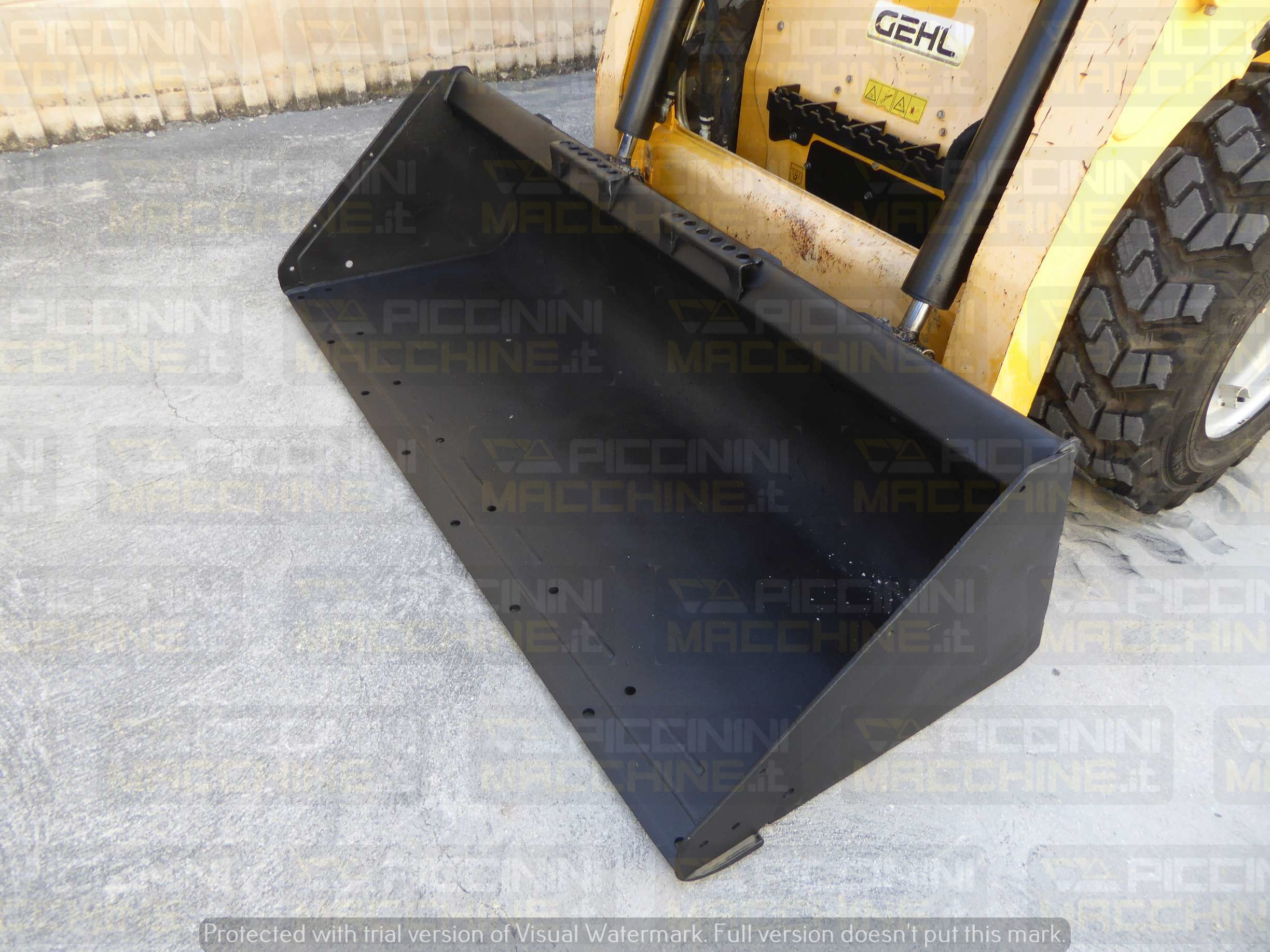 Minipala gommata Gehl V270 HF in vendita - foto 5