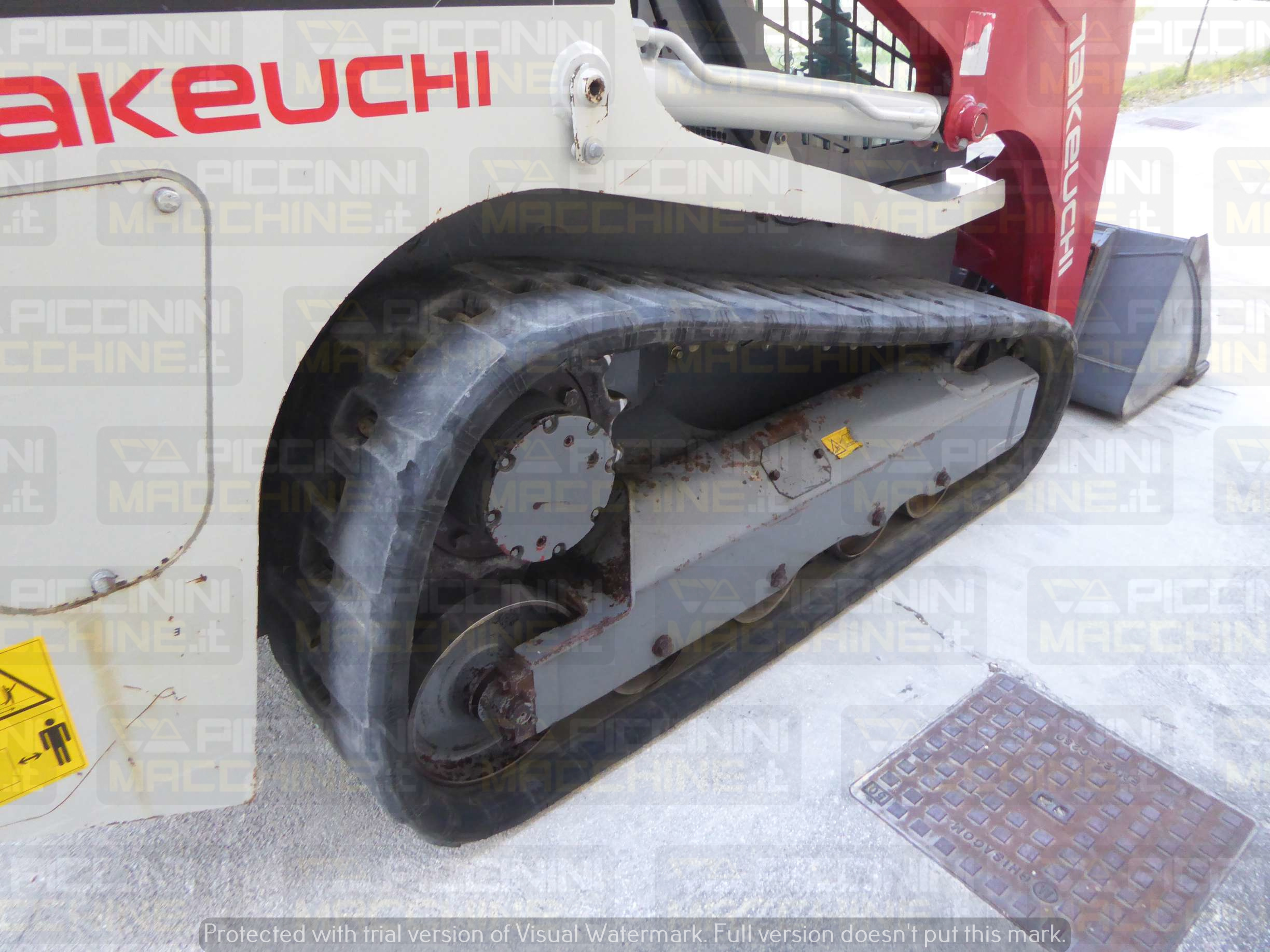 Pala cingolata Takeuchi TL6R in vendita - foto 12