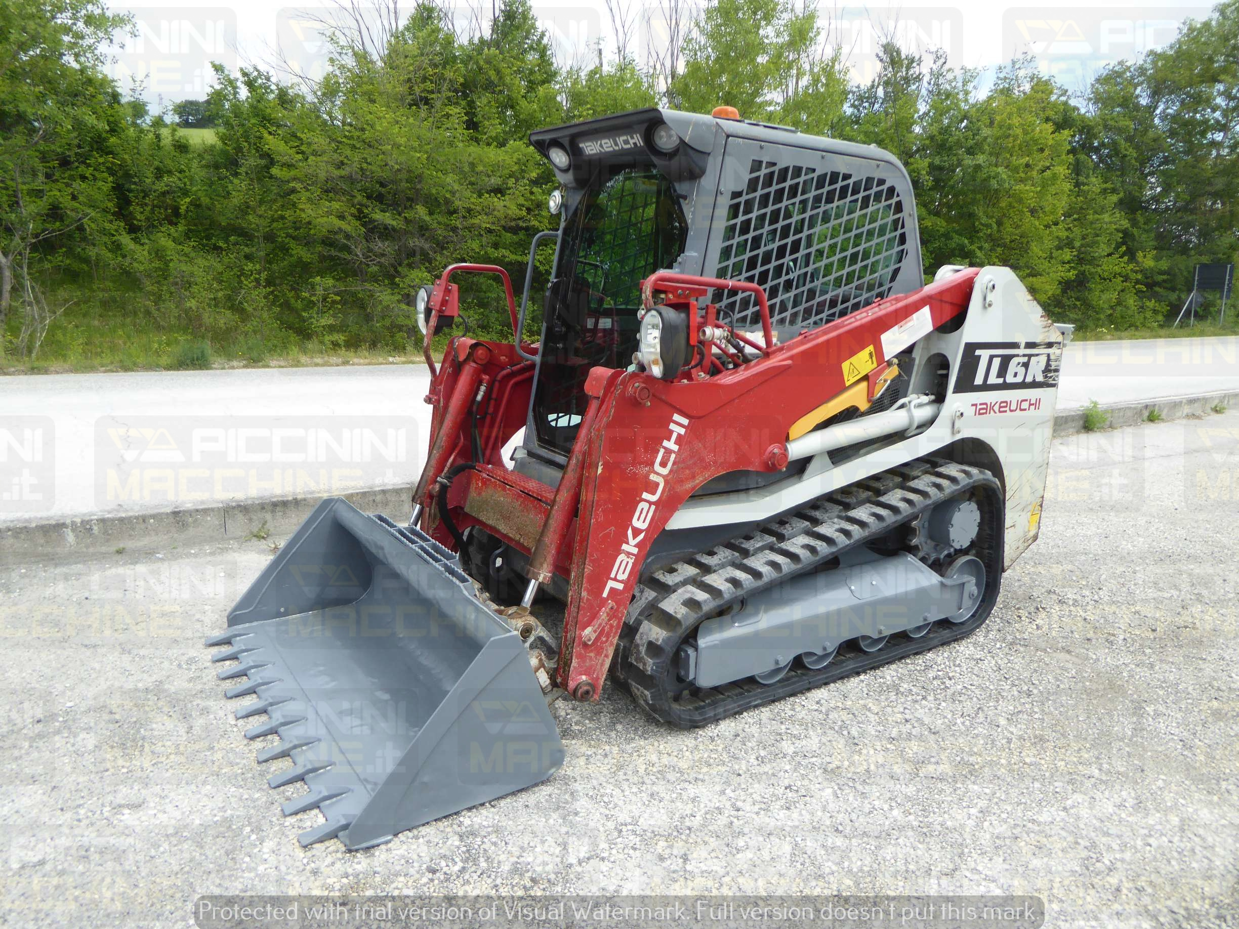 Pala cingolata Takeuchi TL6R in vendita - foto 2