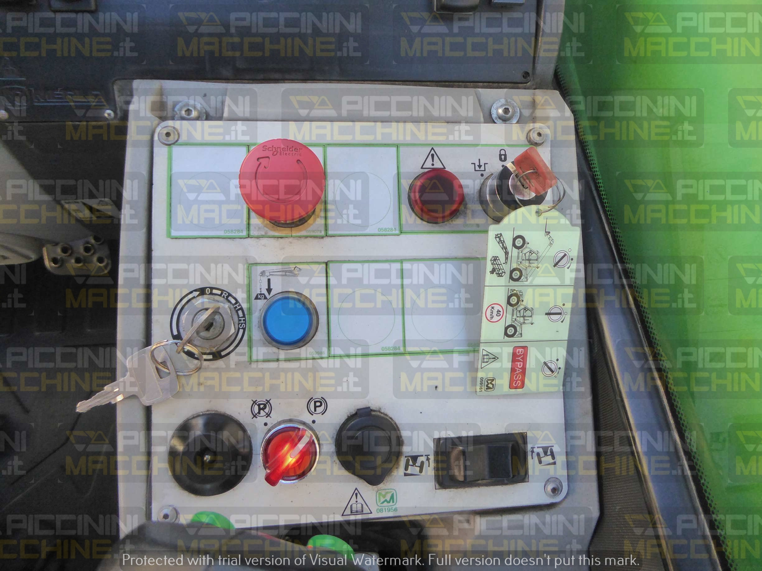 Sollevatore telescopico Merlo P38.13 in vendita - foto 11