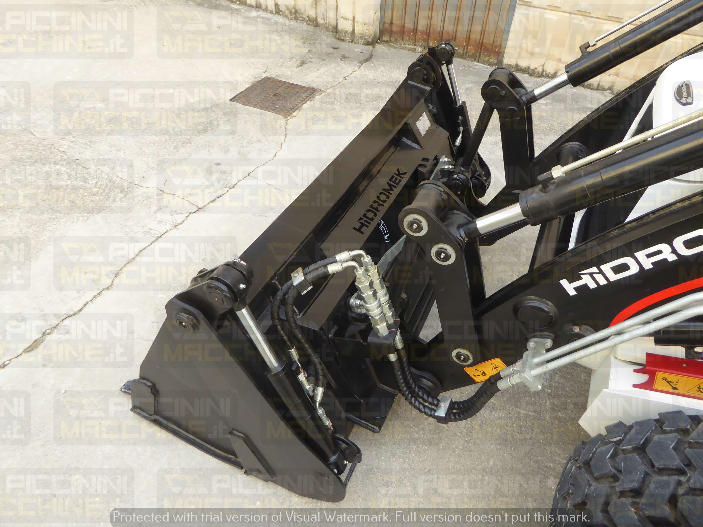 Terna rigida Hidromek HMK62SS in vendita - foto 8