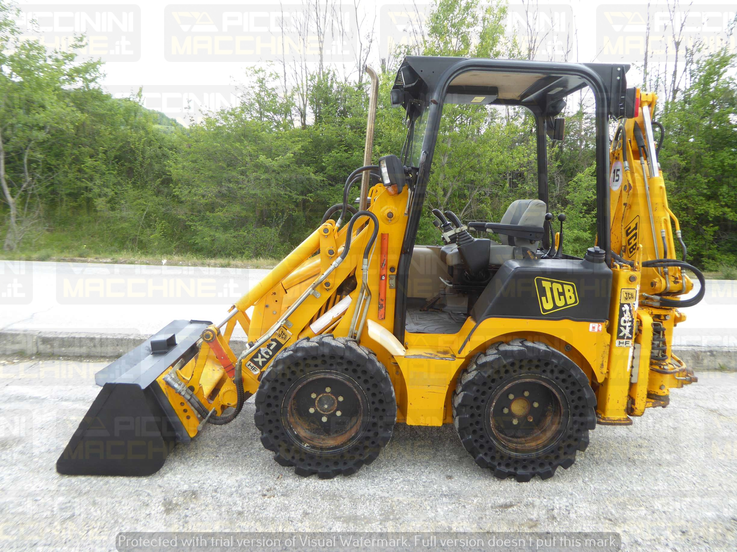 Terna rigida JCB 1CX HF in vendita - foto 1