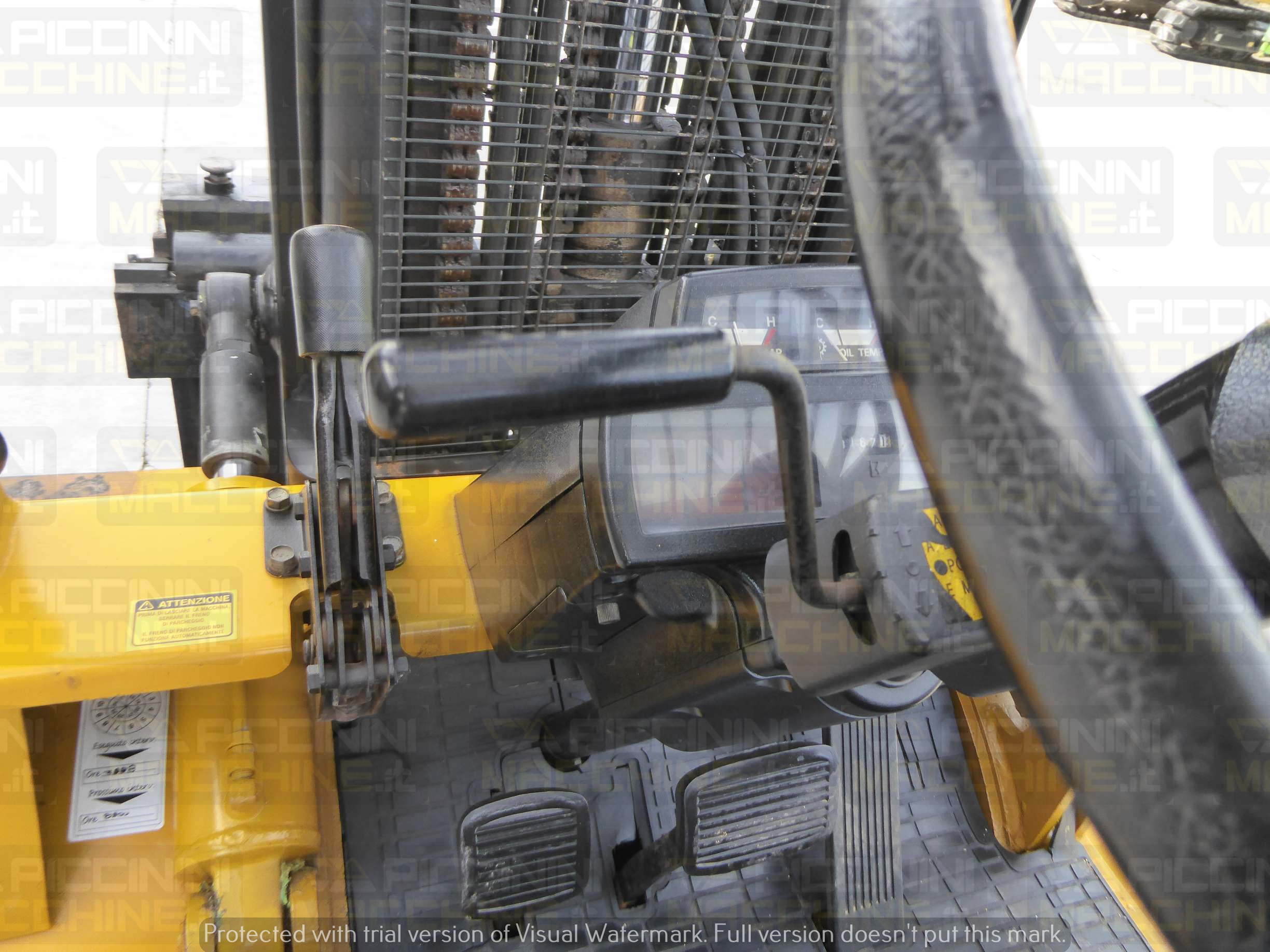 Carrello elevatore Caterpillar DP30 in vendita - foto 13
