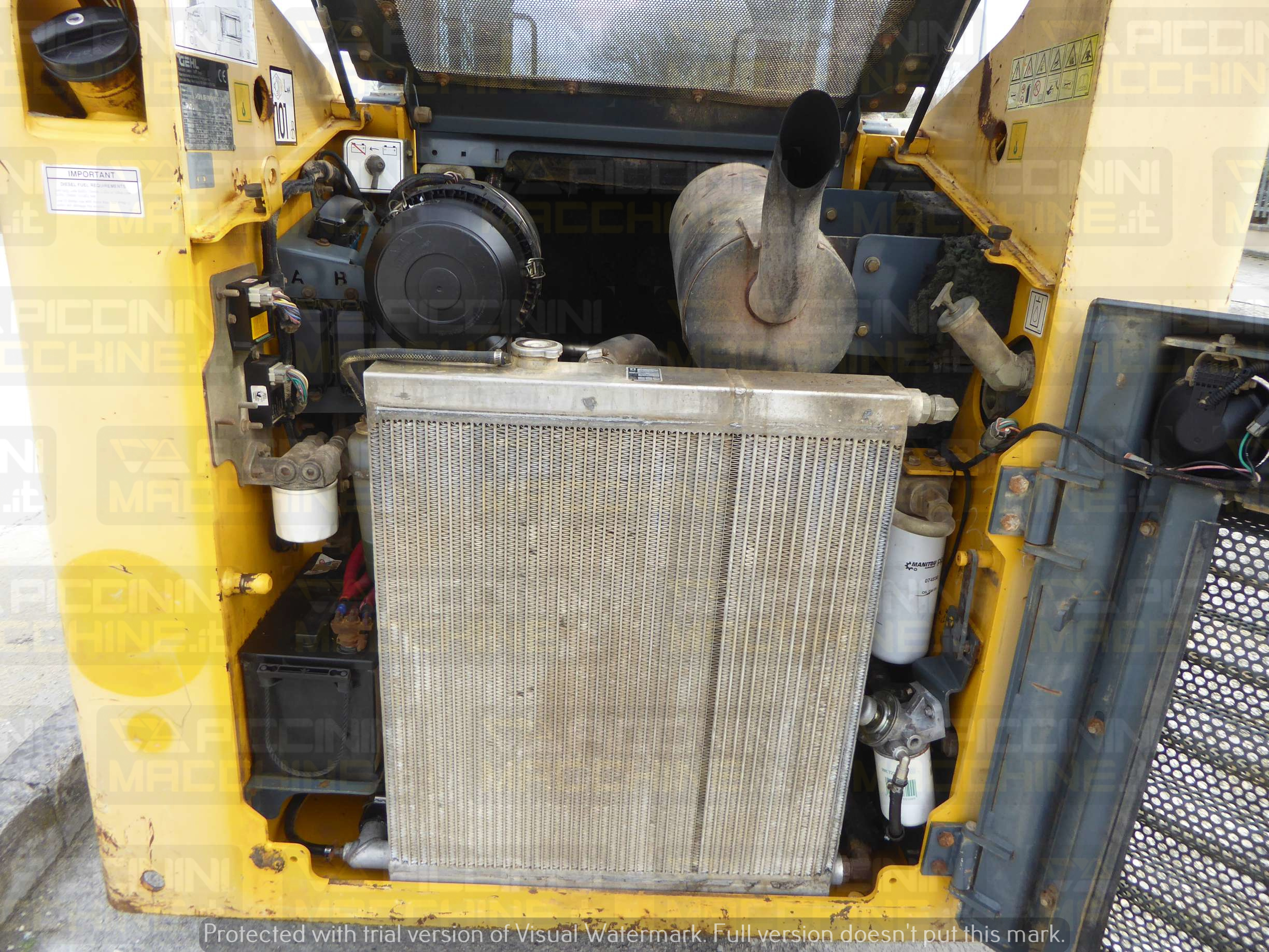 Minipala gommata Gehl R190 HF in vendita - foto 14