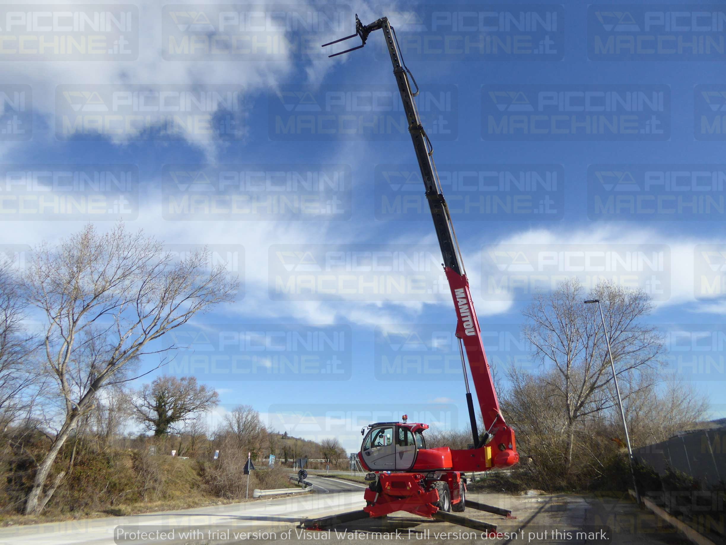 Sollevatore telescopico Manitou MRT3050 PLUS PRIVILEGE in vendita - foto 5