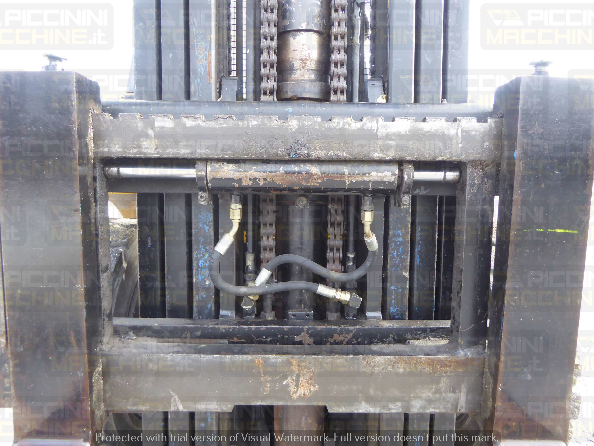 Carrello elevatore Caterpillar DP30 in vendita - foto 9