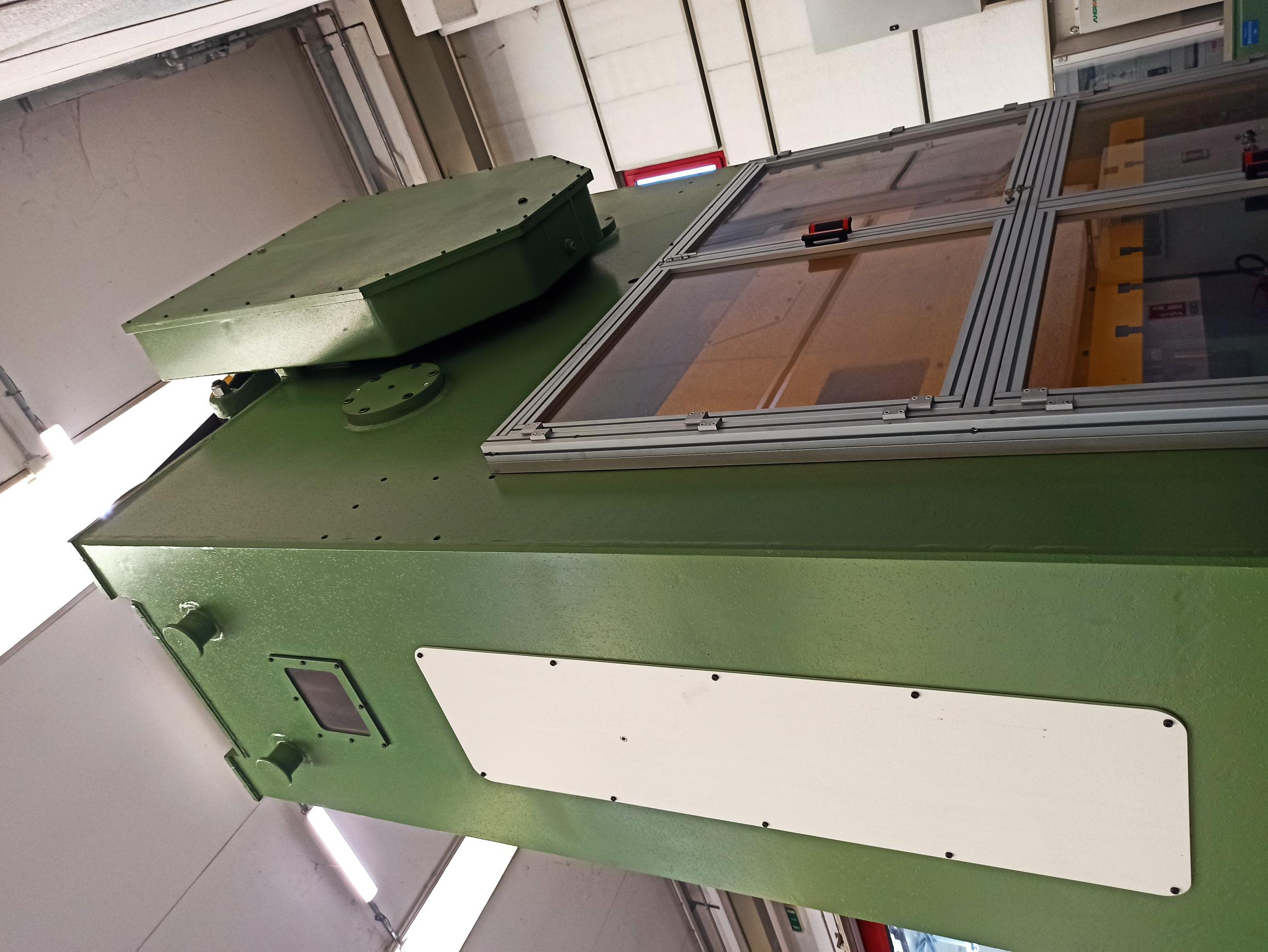 PRESSA SCHULER 4 MONTANTI 200 TON  REVISIONATA in vendita - foto 3
