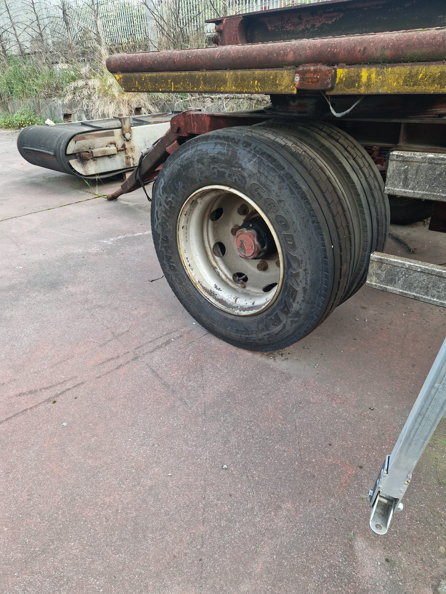 RIMORCHIO BALESTRATO  in vendita - foto 4