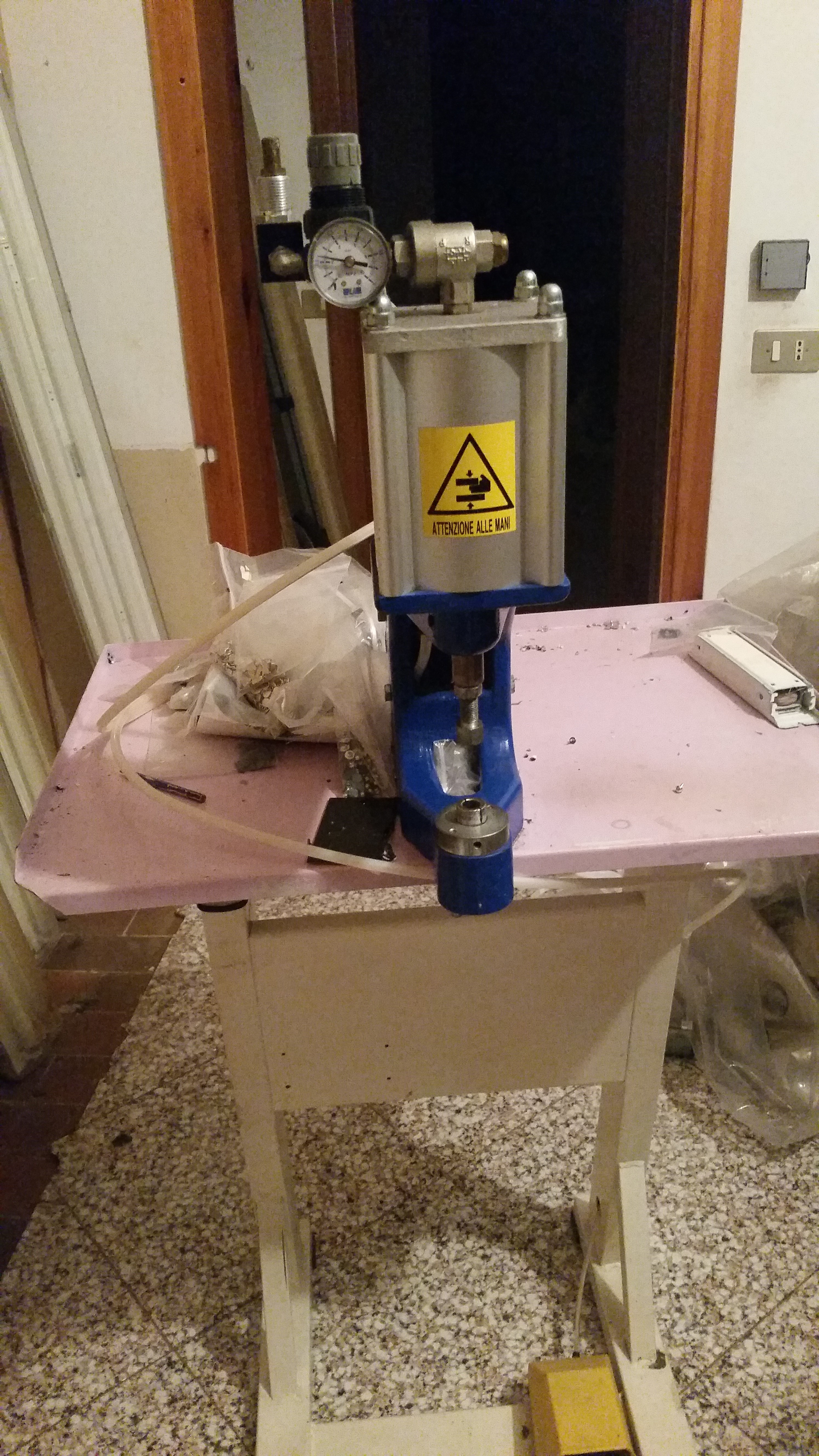 Attrezzatura tessile varia in vendita