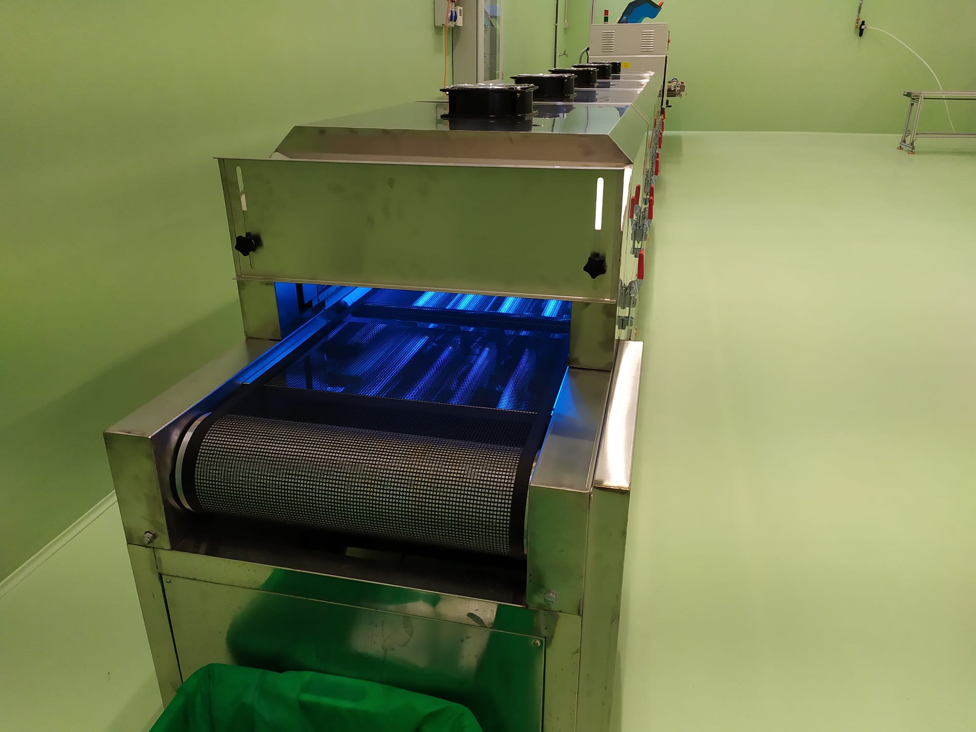 Linea di produzione di mascherine chirurgiche  in vendita - foto 11