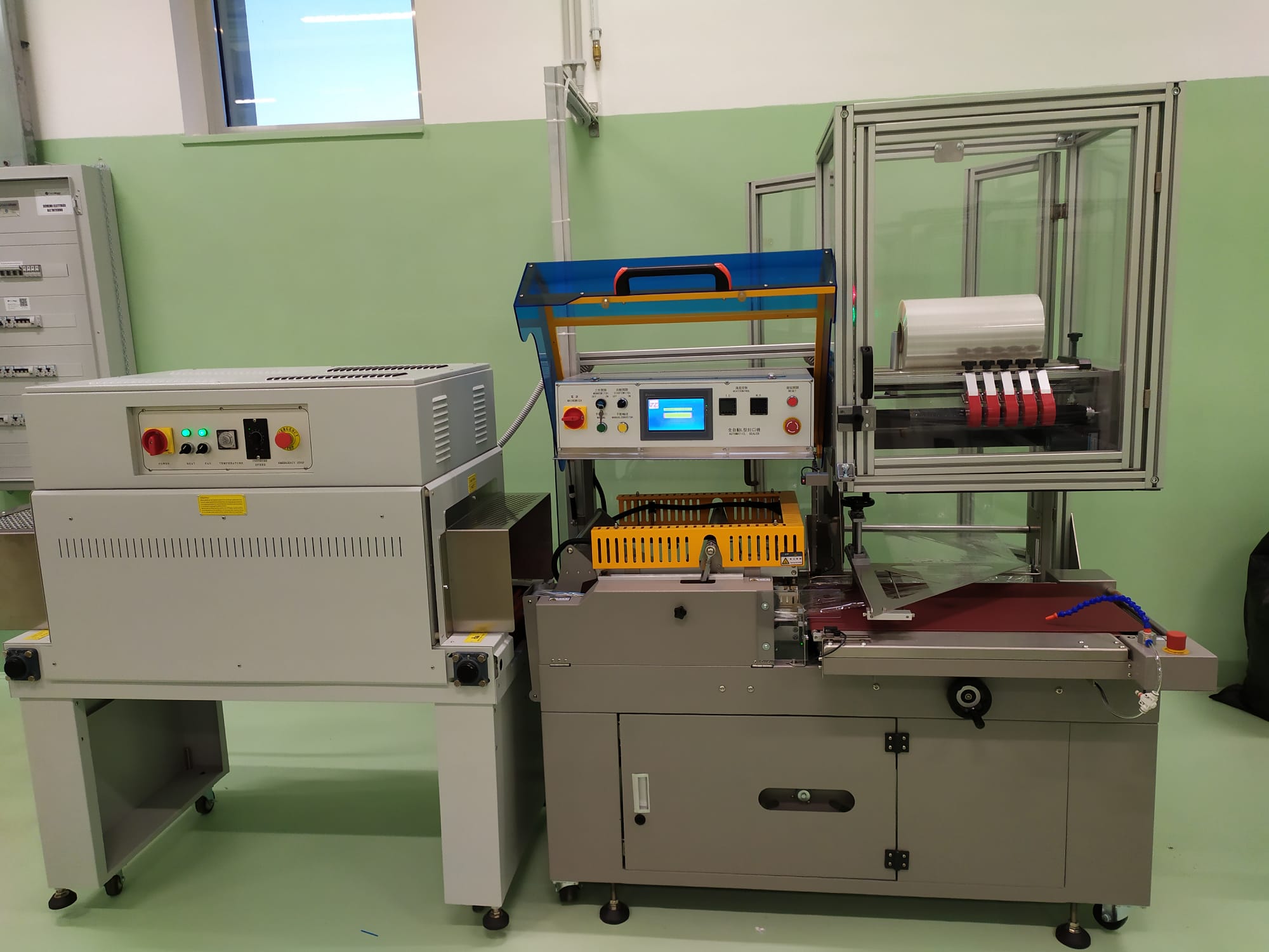 Linea di produzione di mascherine chirurgiche  in vendita - foto 4