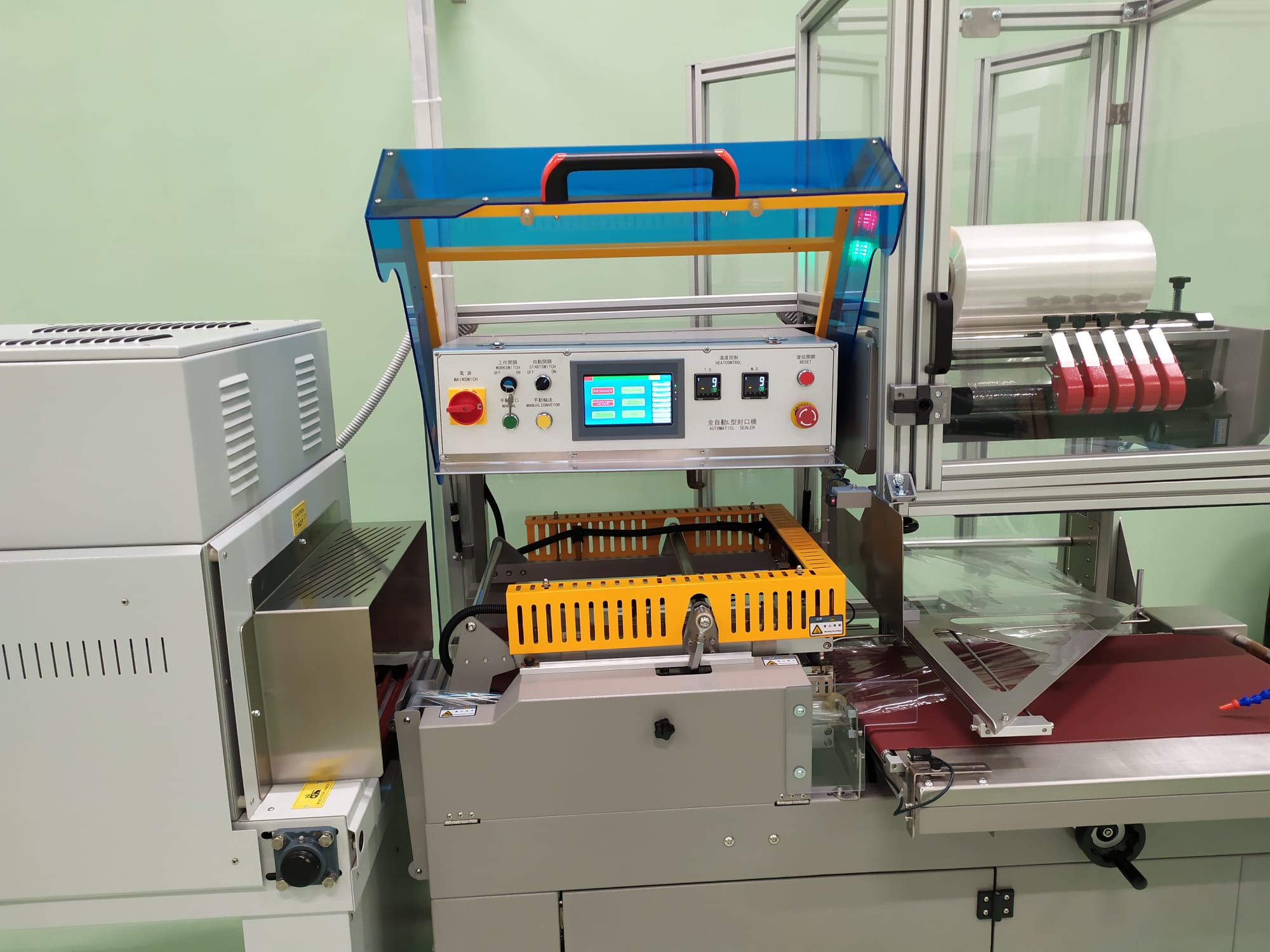 Linea di produzione di mascherine chirurgiche  in vendita - foto 14