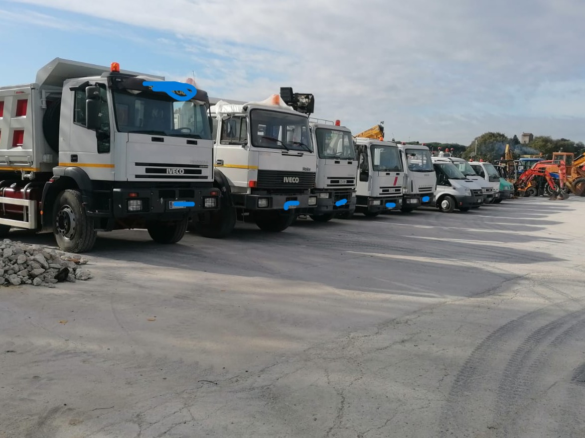 Ramo d'azienda-società in vendita - foto 1