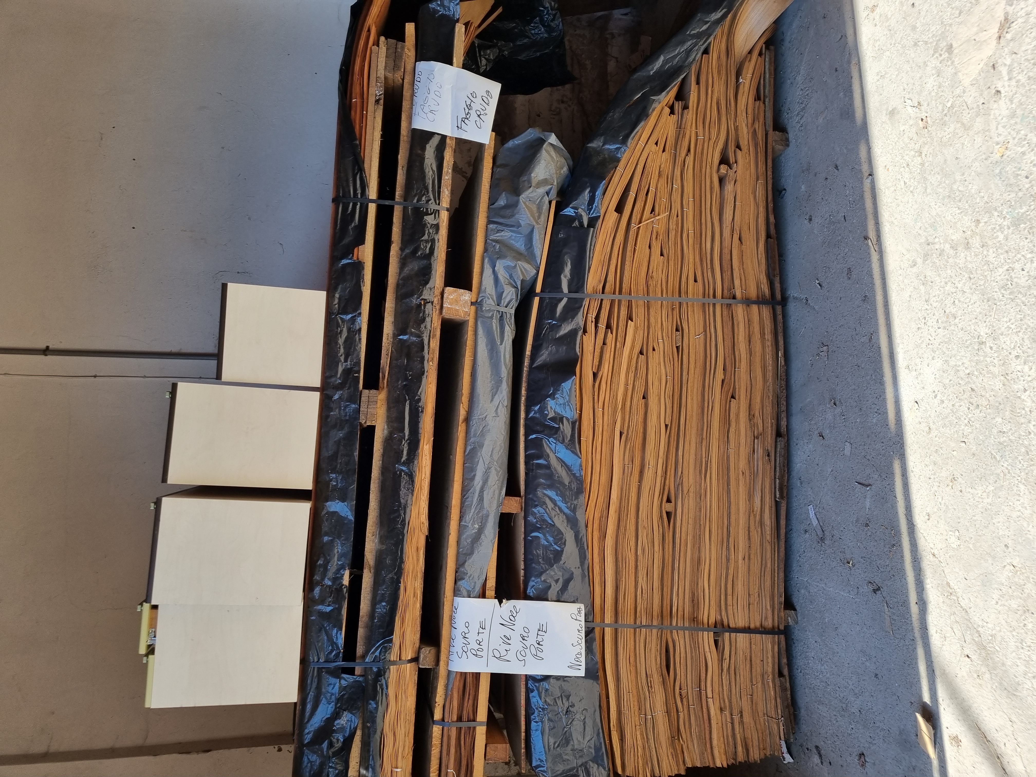 IMPIALLACCIATURA stock intero VARIE ESSENZE E MISURE in vendita - foto 3