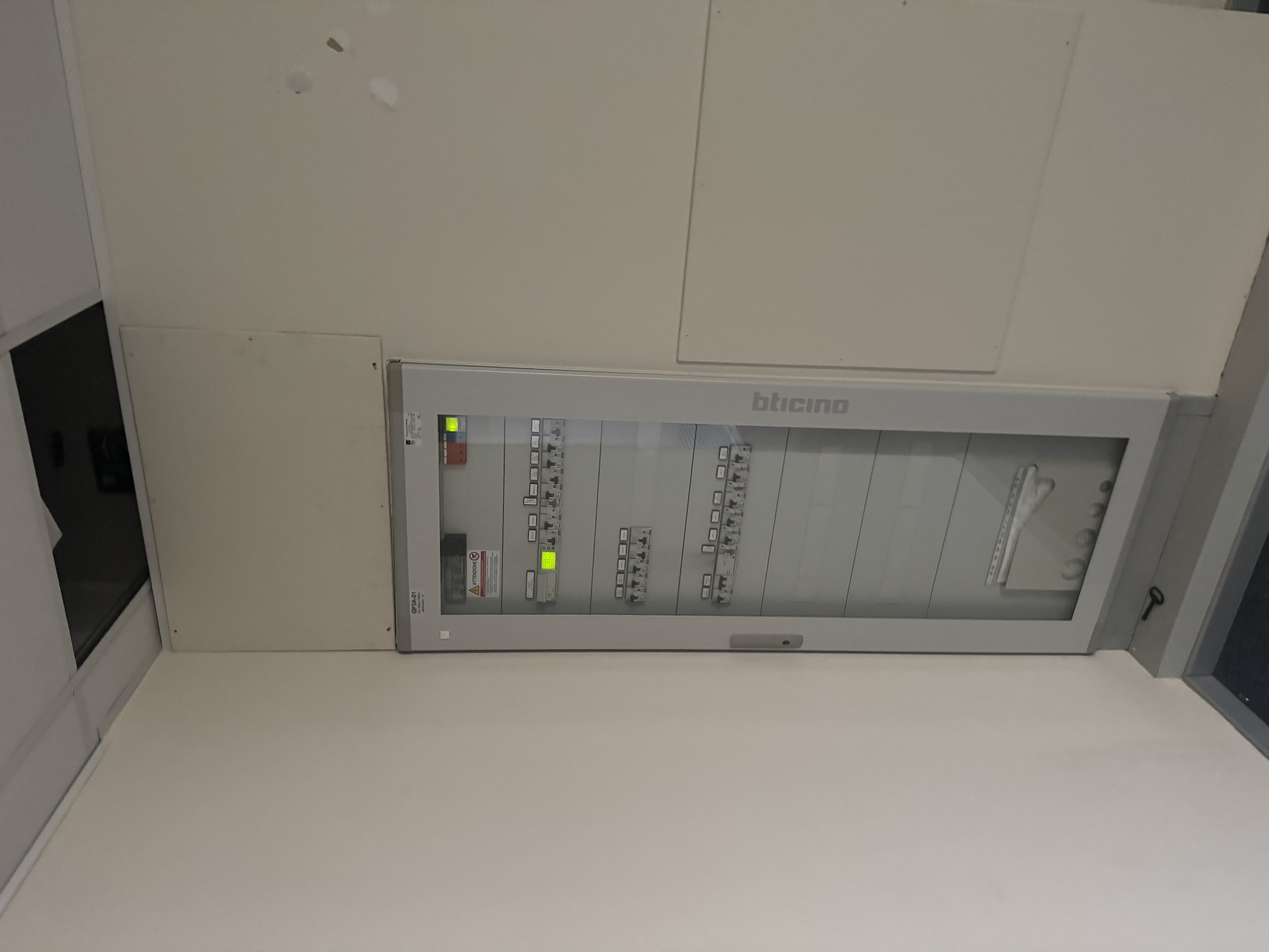 Quadri elettrici di distribuzione  in vendita - foto 3