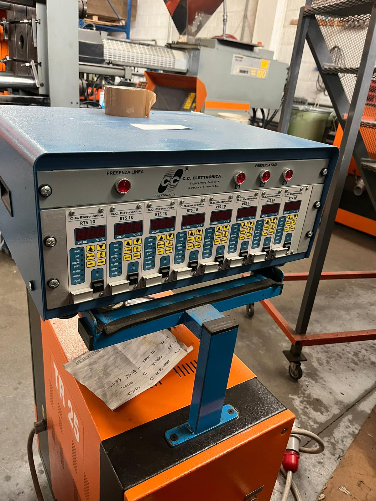 CENTRALINA A 8 ZONE  in vendita - foto 2