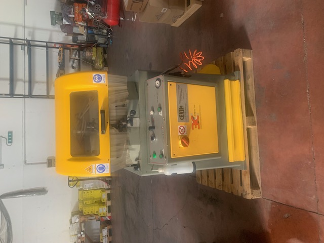 TRONCATRICE MONOTESTA ALLUMINIO TRE C in vendita - foto 1