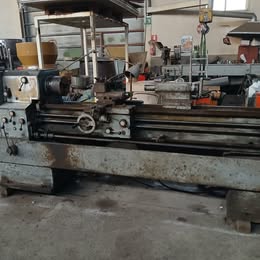 Torni per metallo in vendita