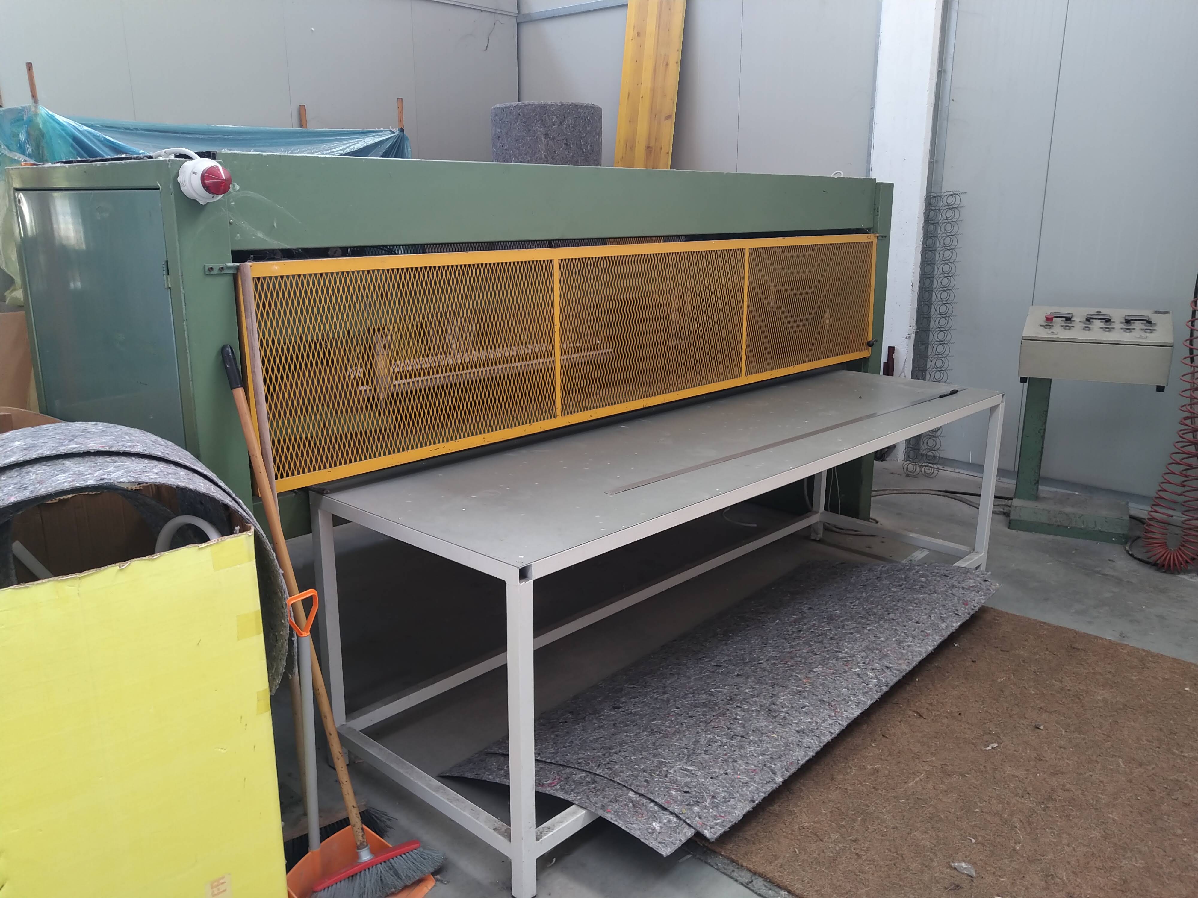 Attrezzatura tessile varia in vendita