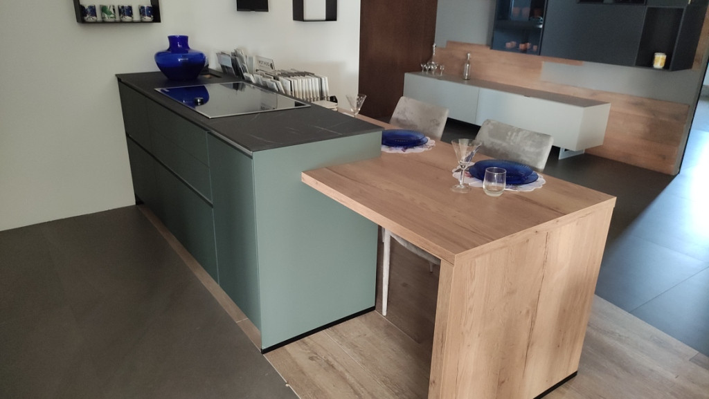 Mobile cucina ad angolo, completo di elettrodomestici  in vendita - foto 6
