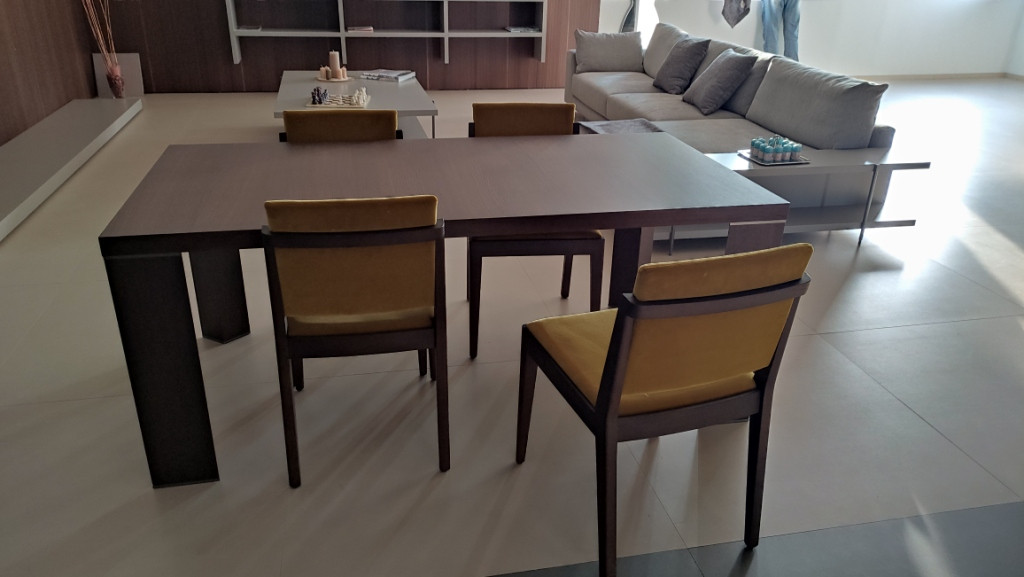 procedura n.146/2023 - LOTTO 8 - Arredo salotto  in vendita - foto 6