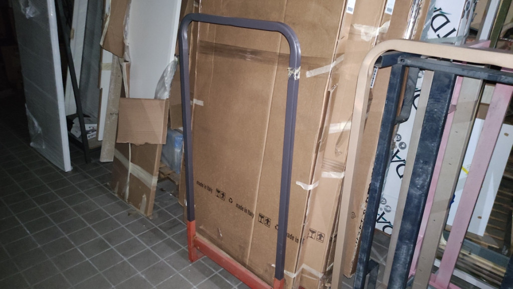  Stock sanitari, termoarredo, vasche, piatti doccia in vendita - foto 6