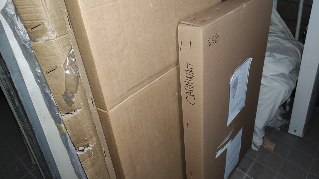  Stock sanitari, termoarredo, vasche, piatti doccia in vendita - foto 3