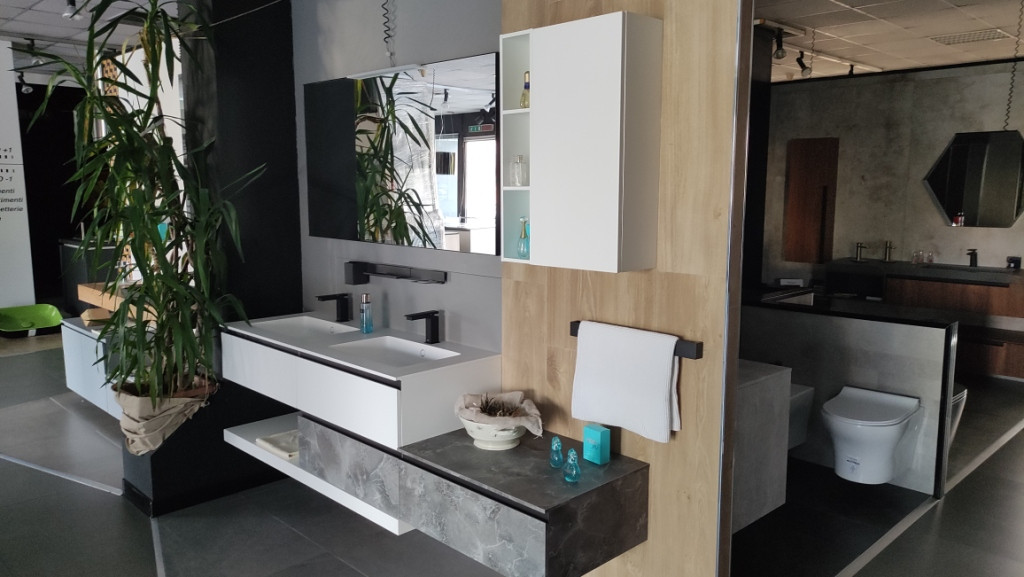 LOTTO 22 - Sanitari, arredo bagno e accessor in vendita - foto 9
