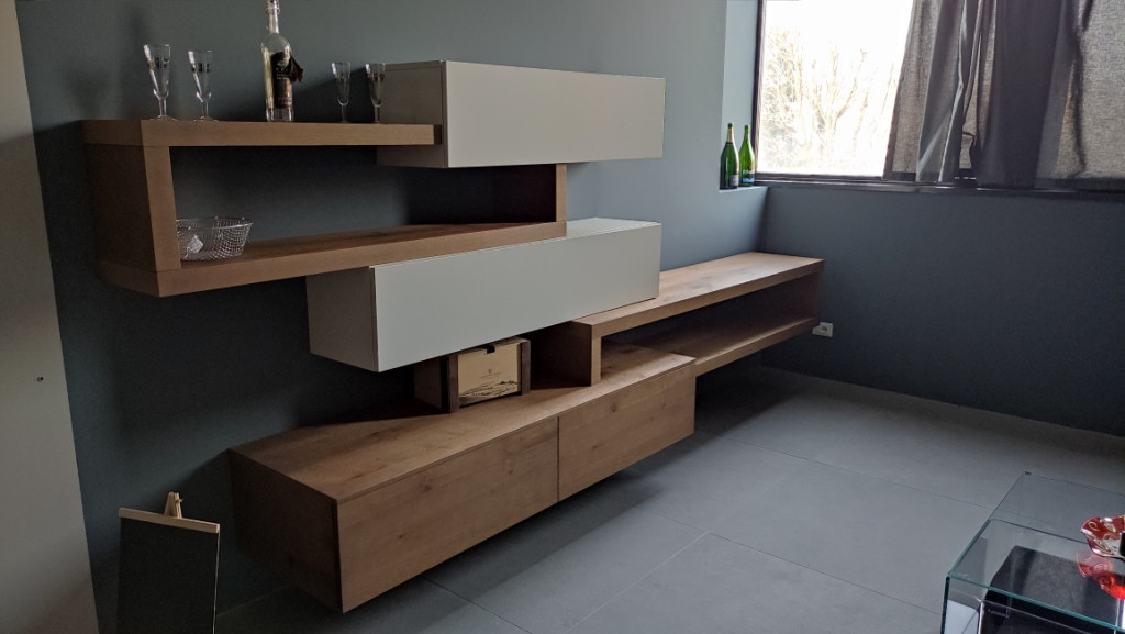 procedura n.146/2023 - LOTTO 15 - Arredo salotto in vendita - foto 1