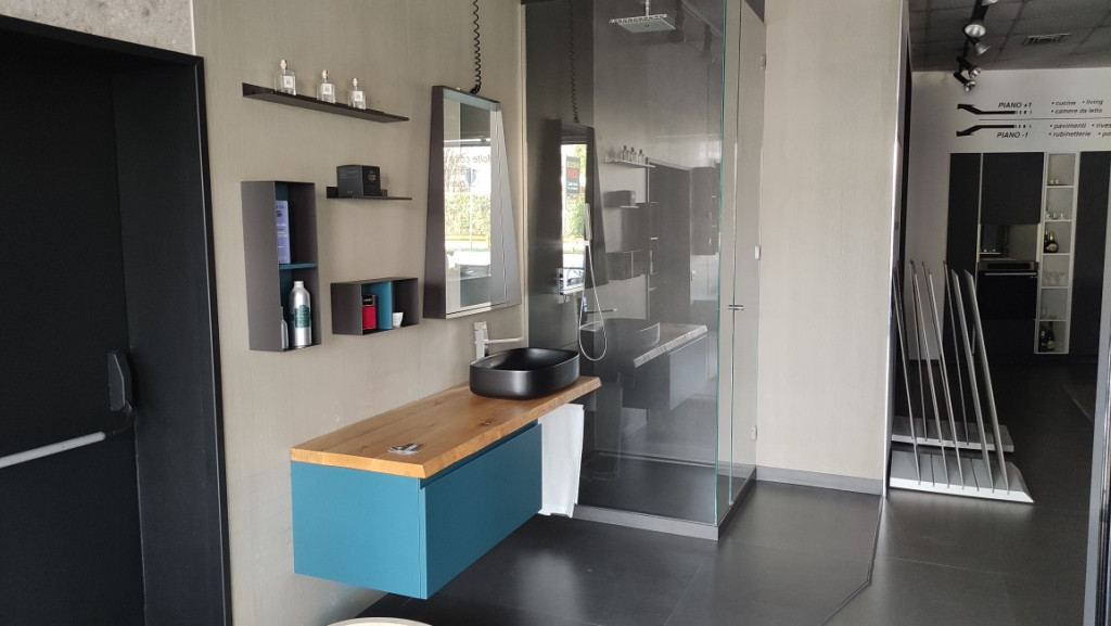  LOTTO 29 - N. 2 mobili bagno e piatto doccia in vendita - foto 7