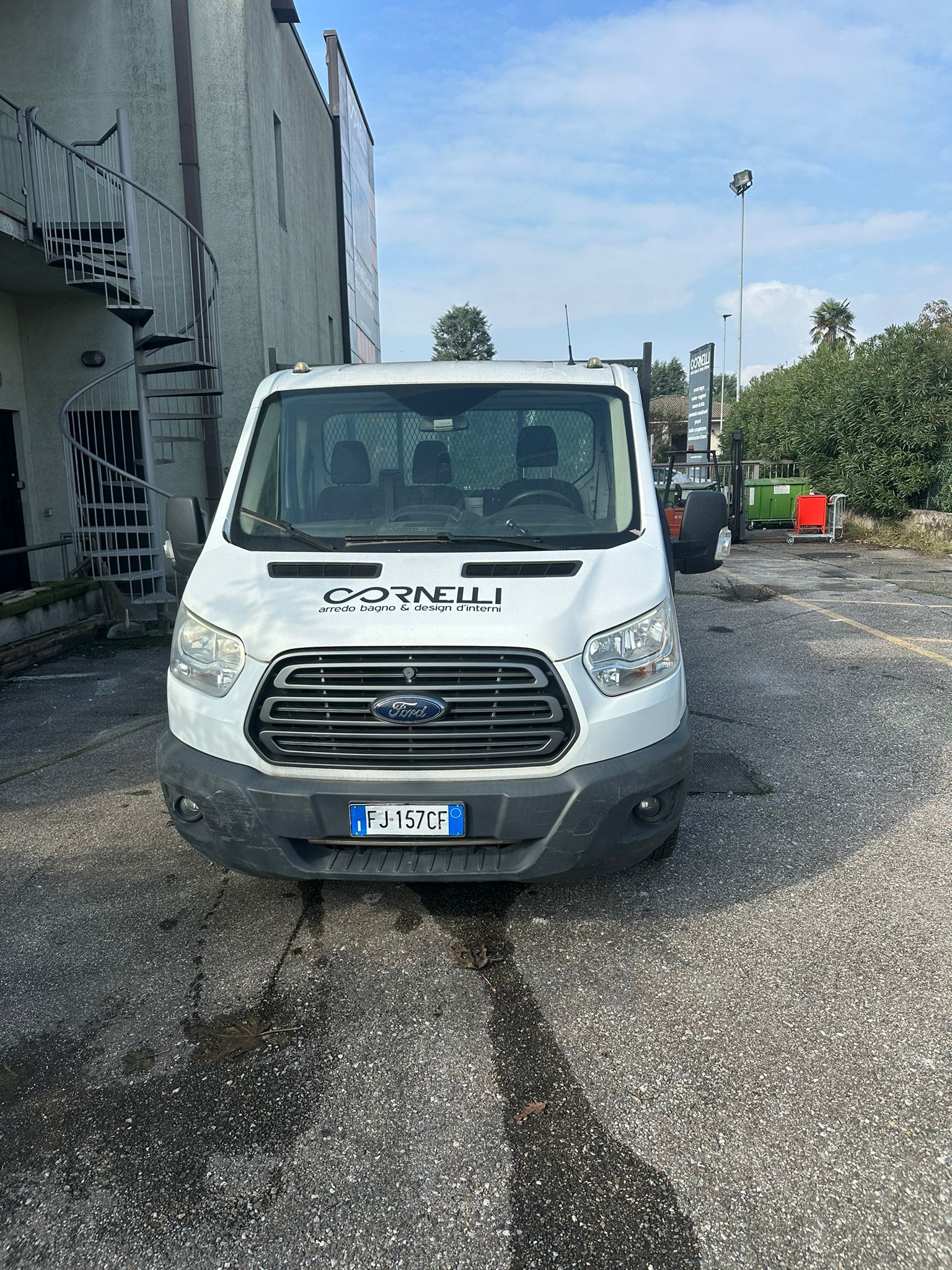 Autocarro con cassone ribaltabile Ford Fed  in vendita - foto 3