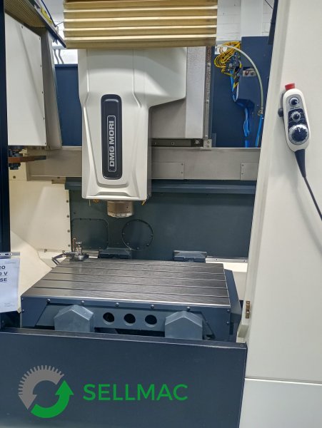 CENTRO DI LAVORO COMPLETO DI 4° ASSE in vendita - foto 5